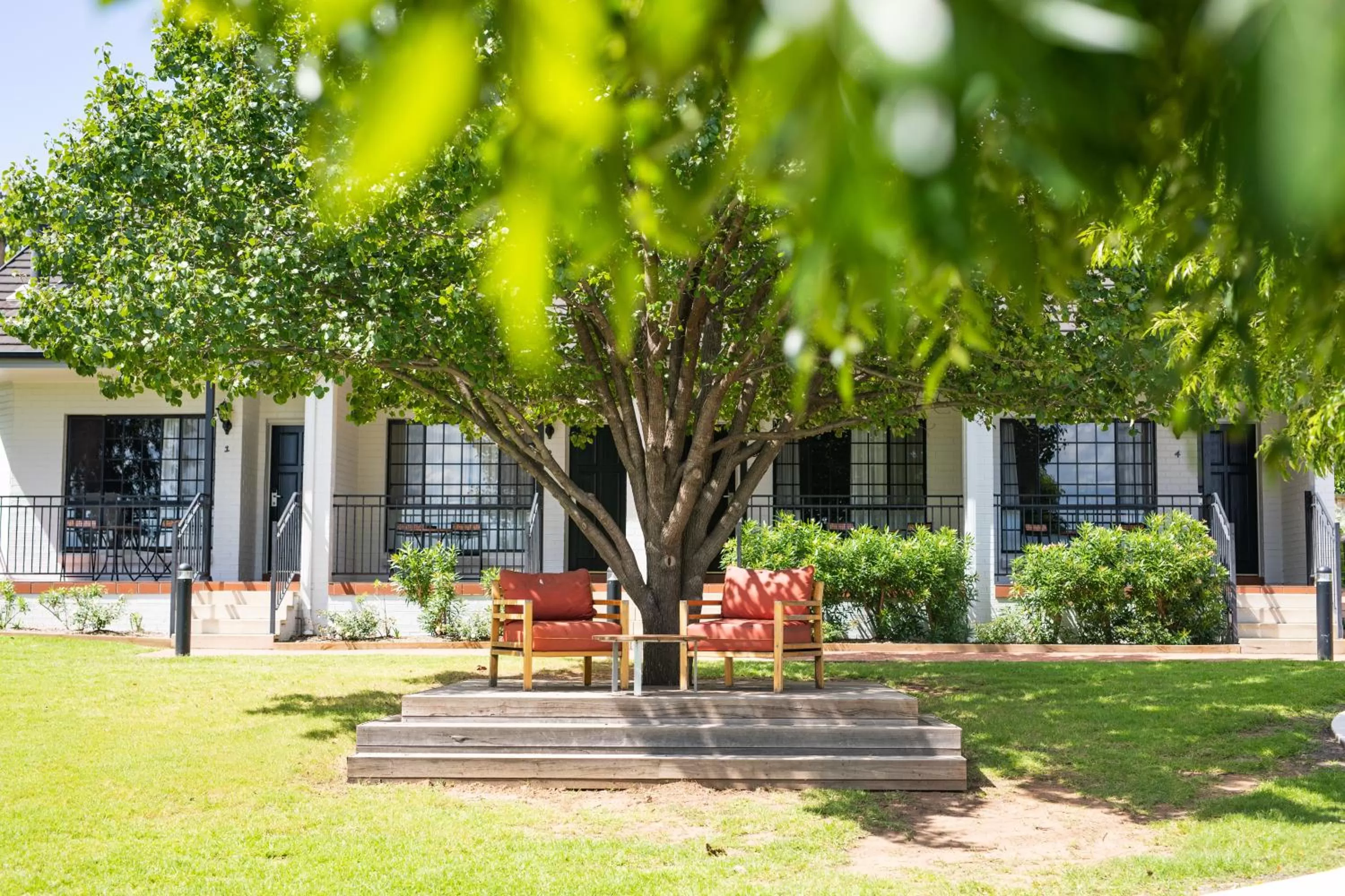 Property building in Camden Valley Inn