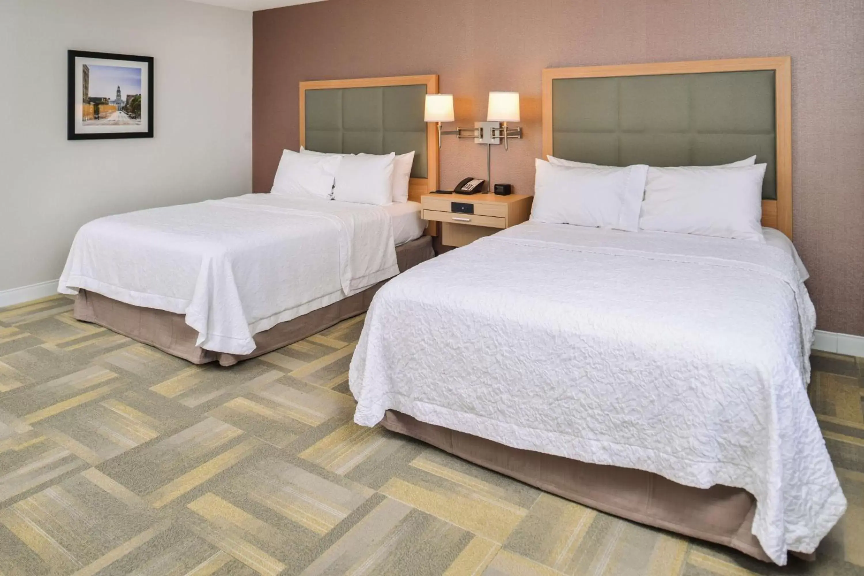 Bed in Hampton Inn and Suites Altoona-Des Moines by Hilton