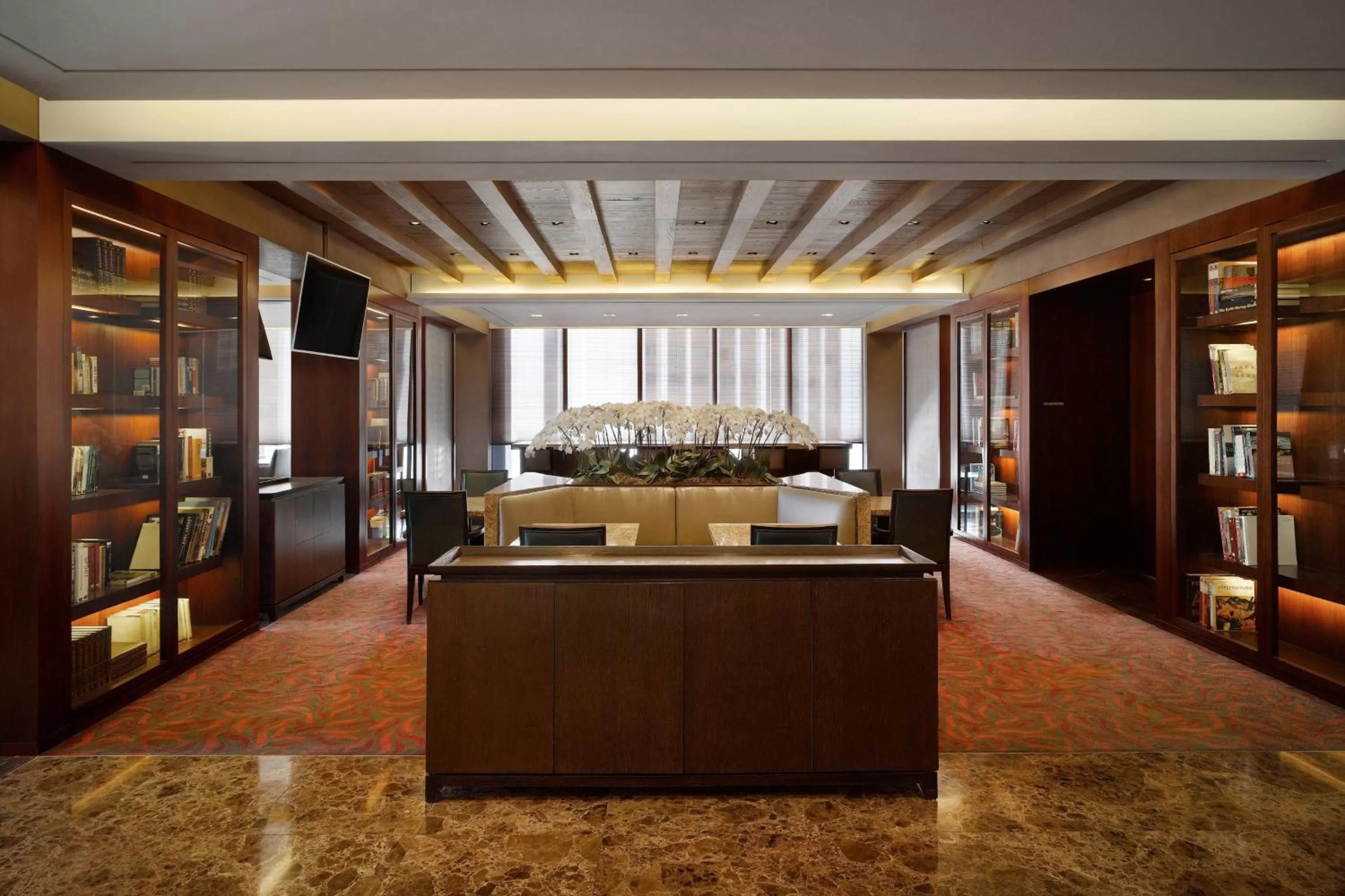 Lounge or bar in Westin Josun Seoul Hotel