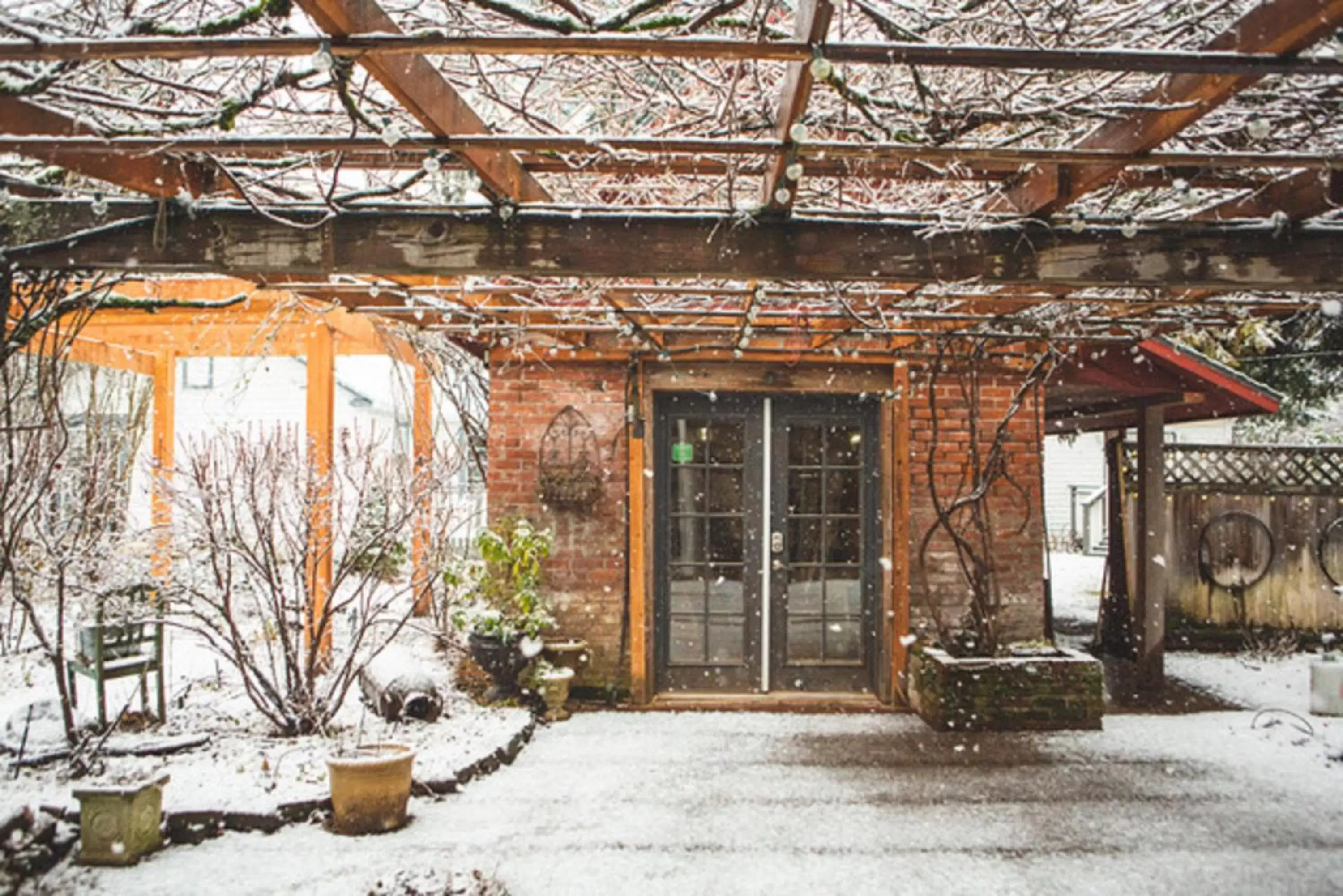 Patio in RubyJune Inn