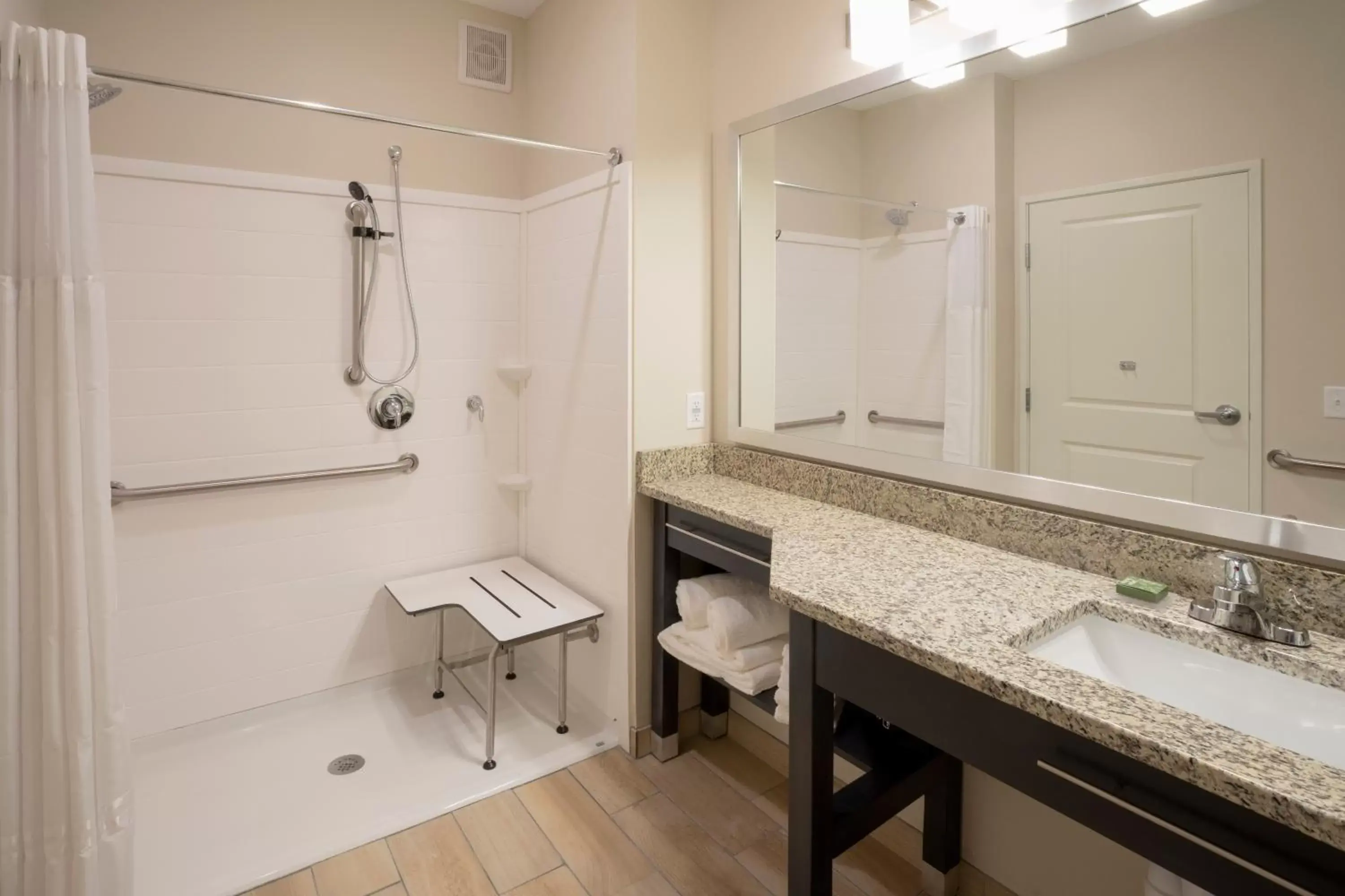 Bathroom in GrandStay Hotel & Suites