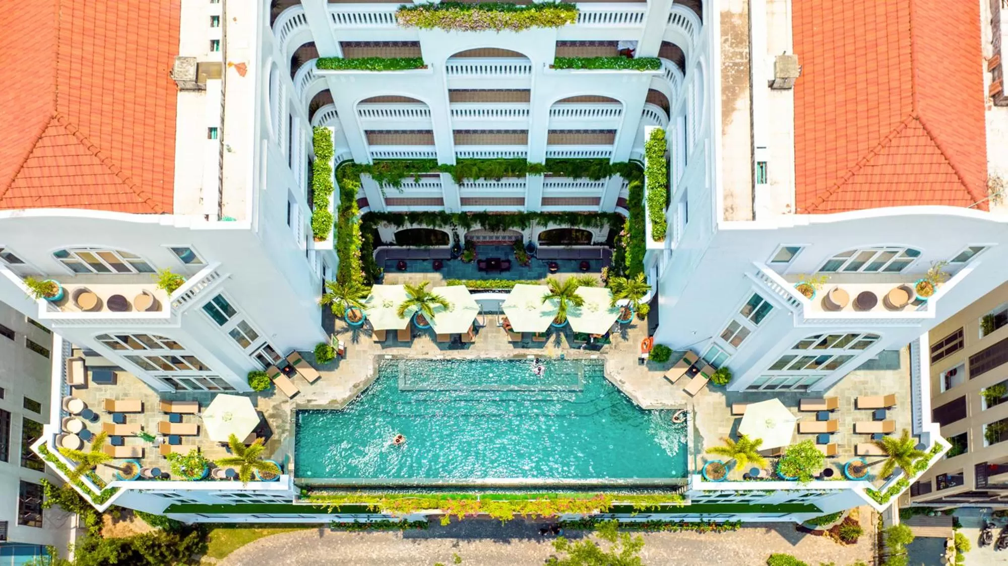 Property building in Lasenta Boutique Hotel Hoian