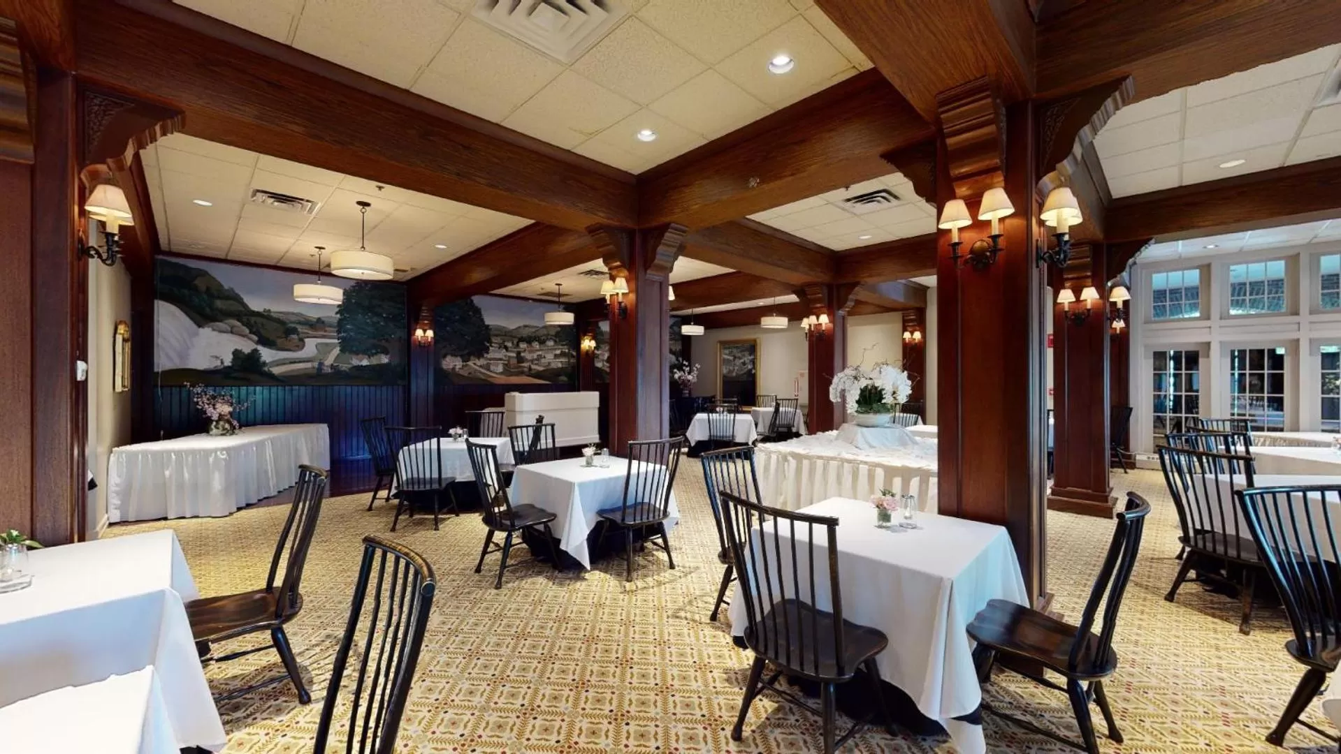 Restaurant/places to eat in The Simsbury Inn