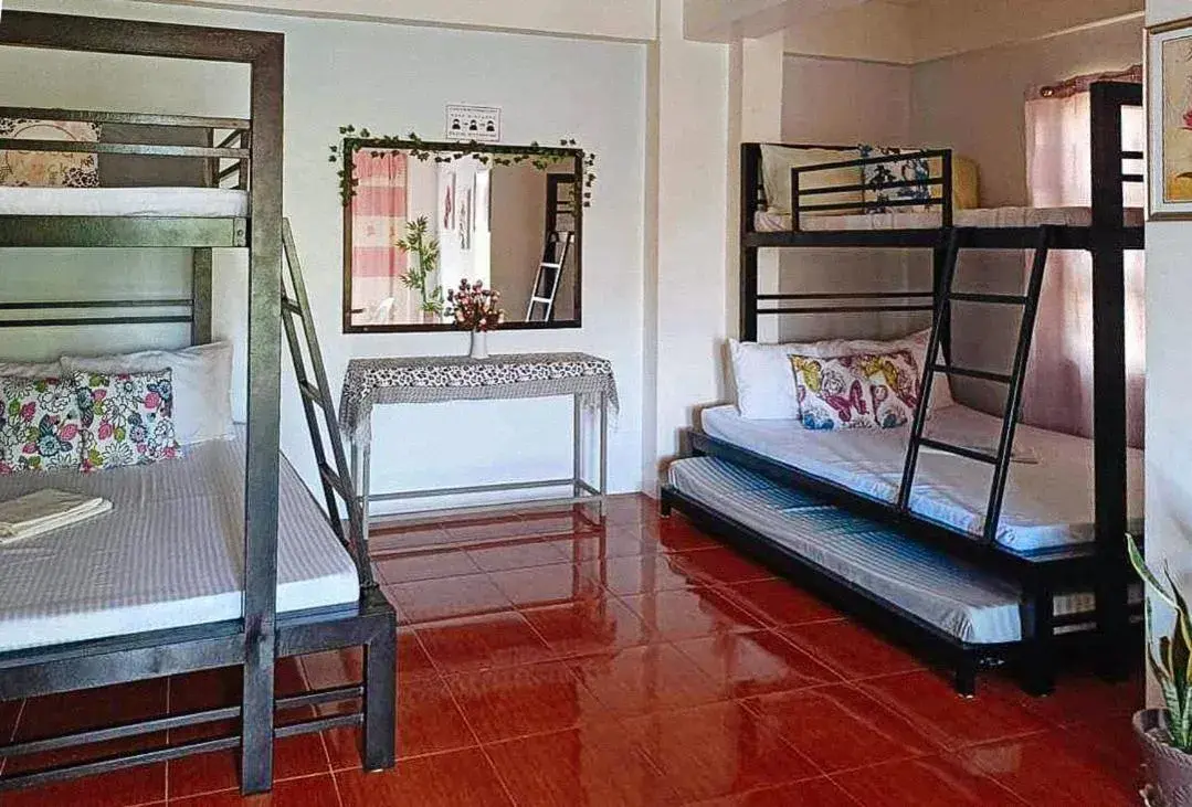 Bedroom, Bunk Bed in RedDoorz @ Mary Land Transient Alaminos Pangasinan