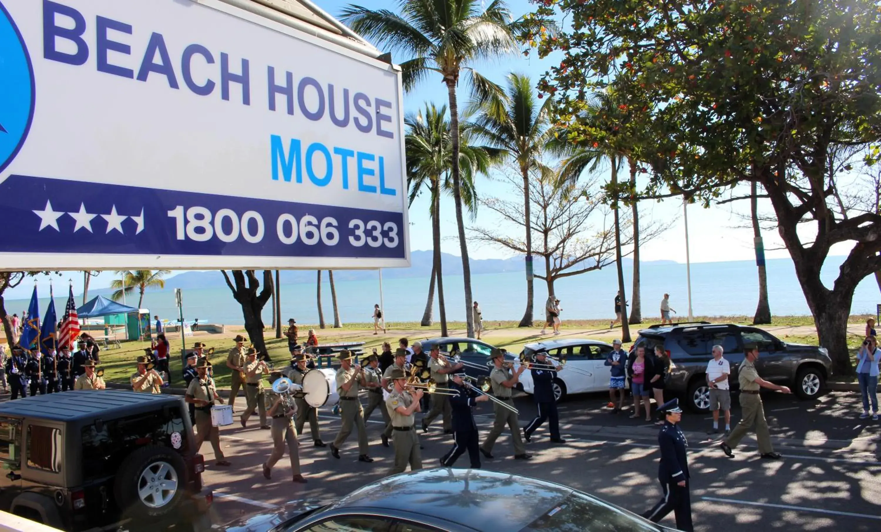 Facade/entrance in Beach House Motel