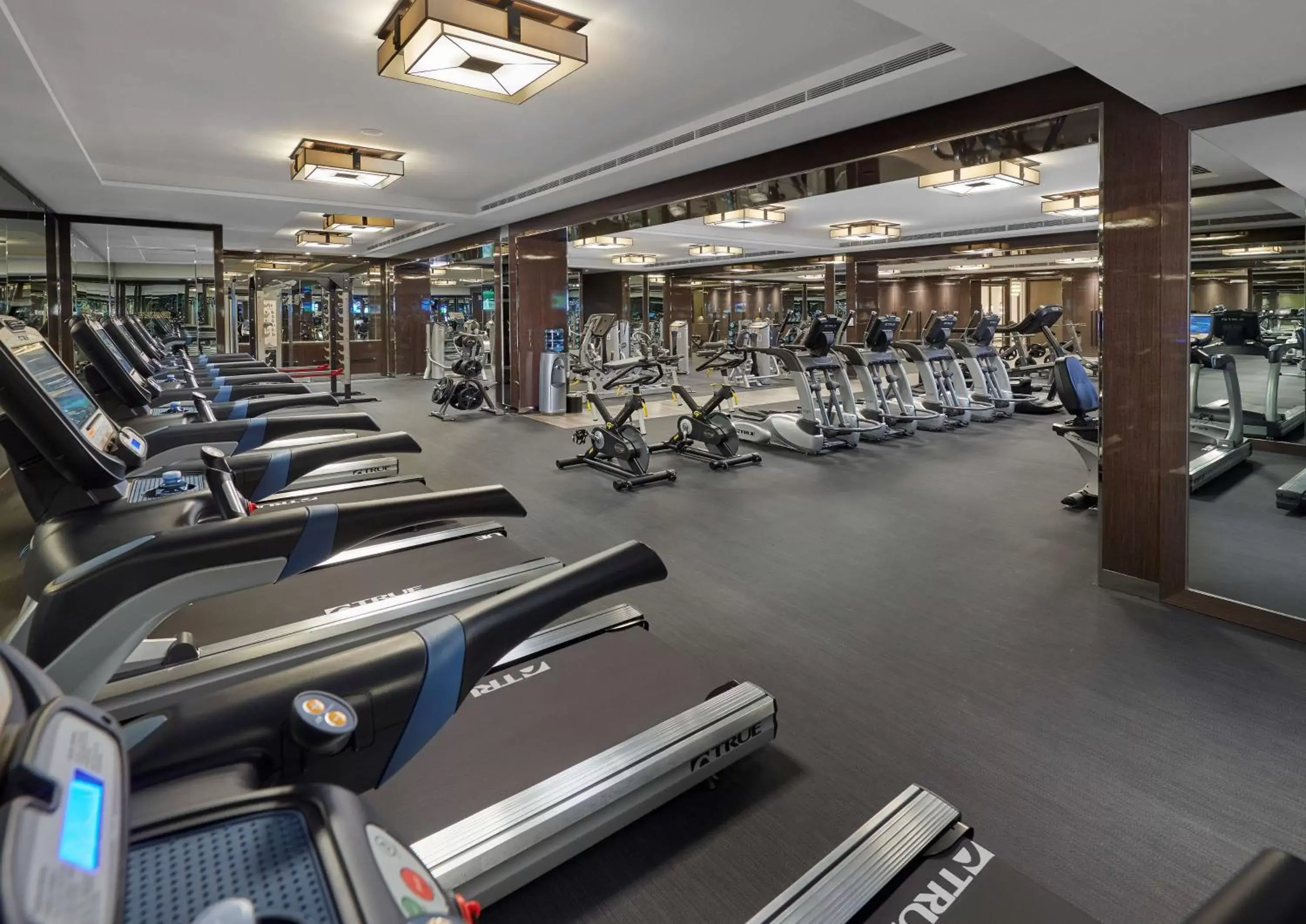 Spa and wellness centre/facilities, Fitness Center/Facilities in Crown Towers Perth