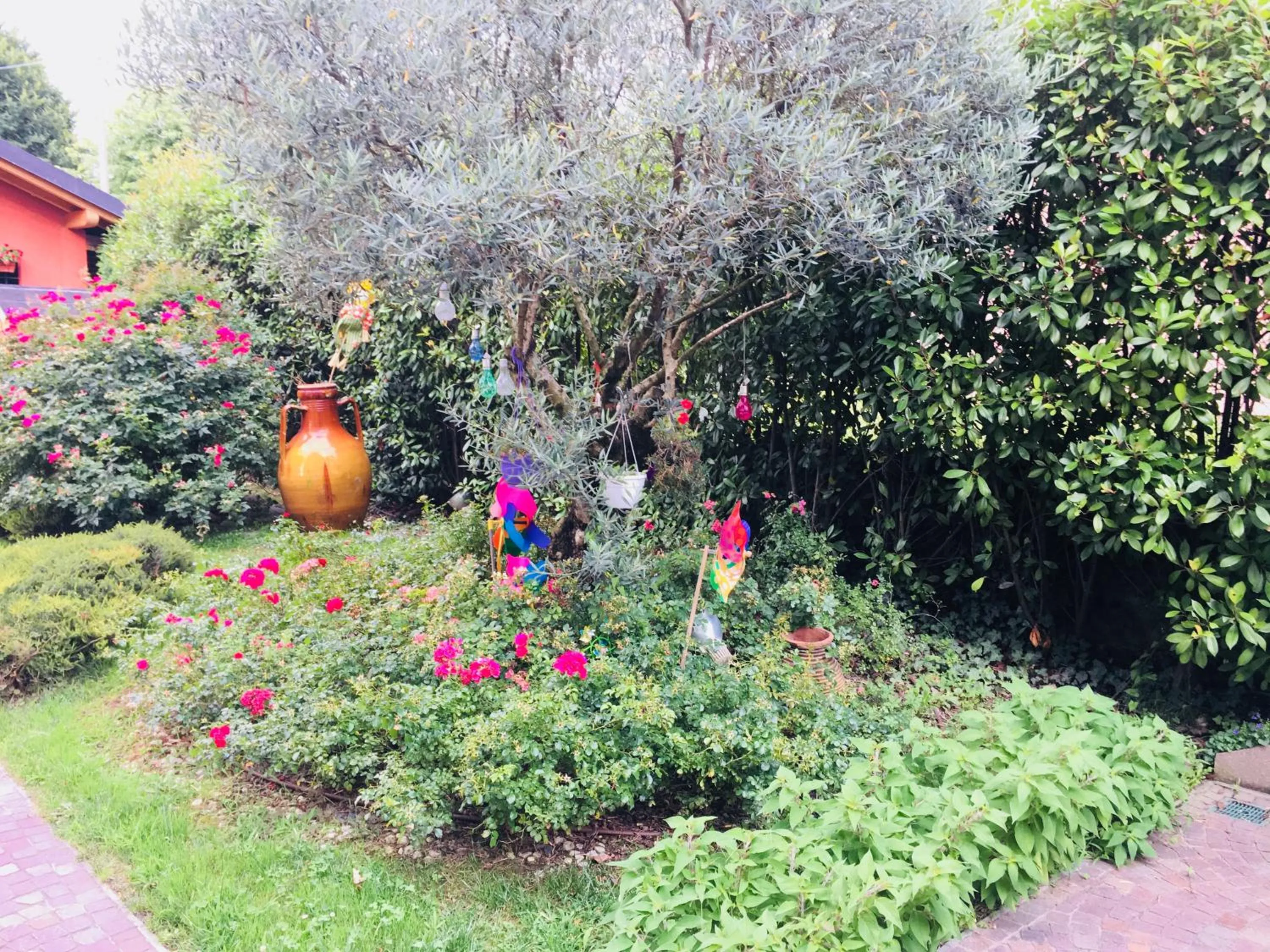 Garden view in Hotel La Sosta