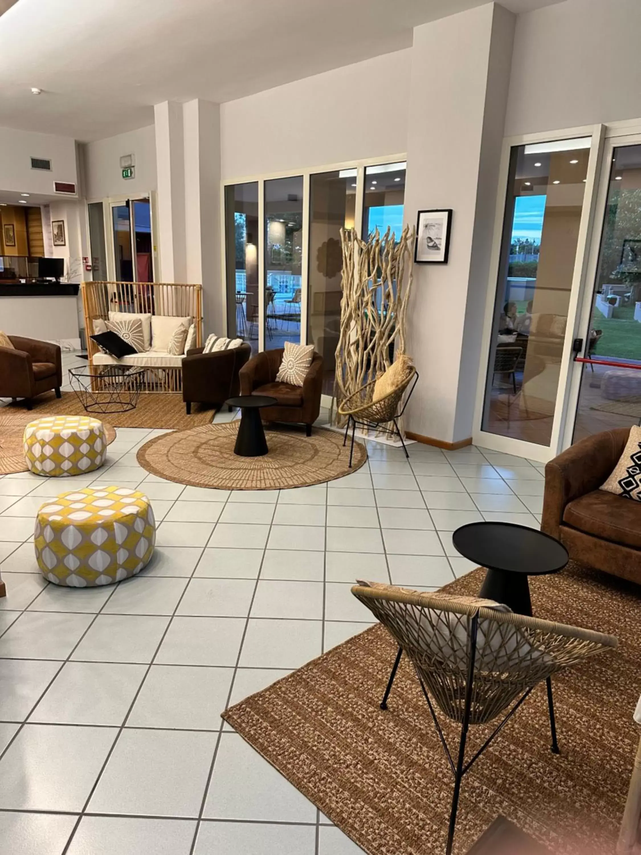 Lobby or reception in Hotel St Gregory Park Lobby or reception in Hotel St Gregory Park