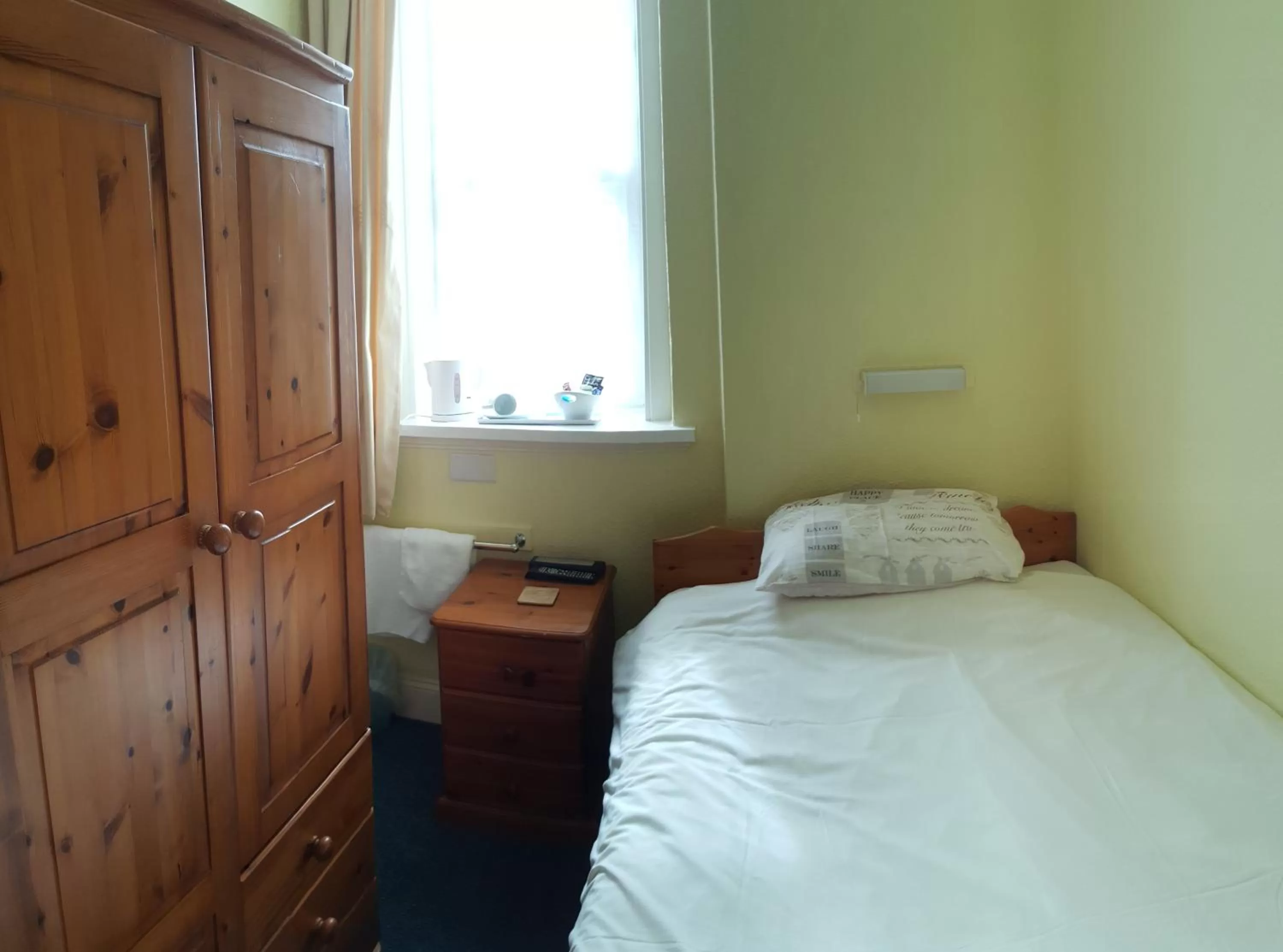 Bed in The Ratcliffe Guest House