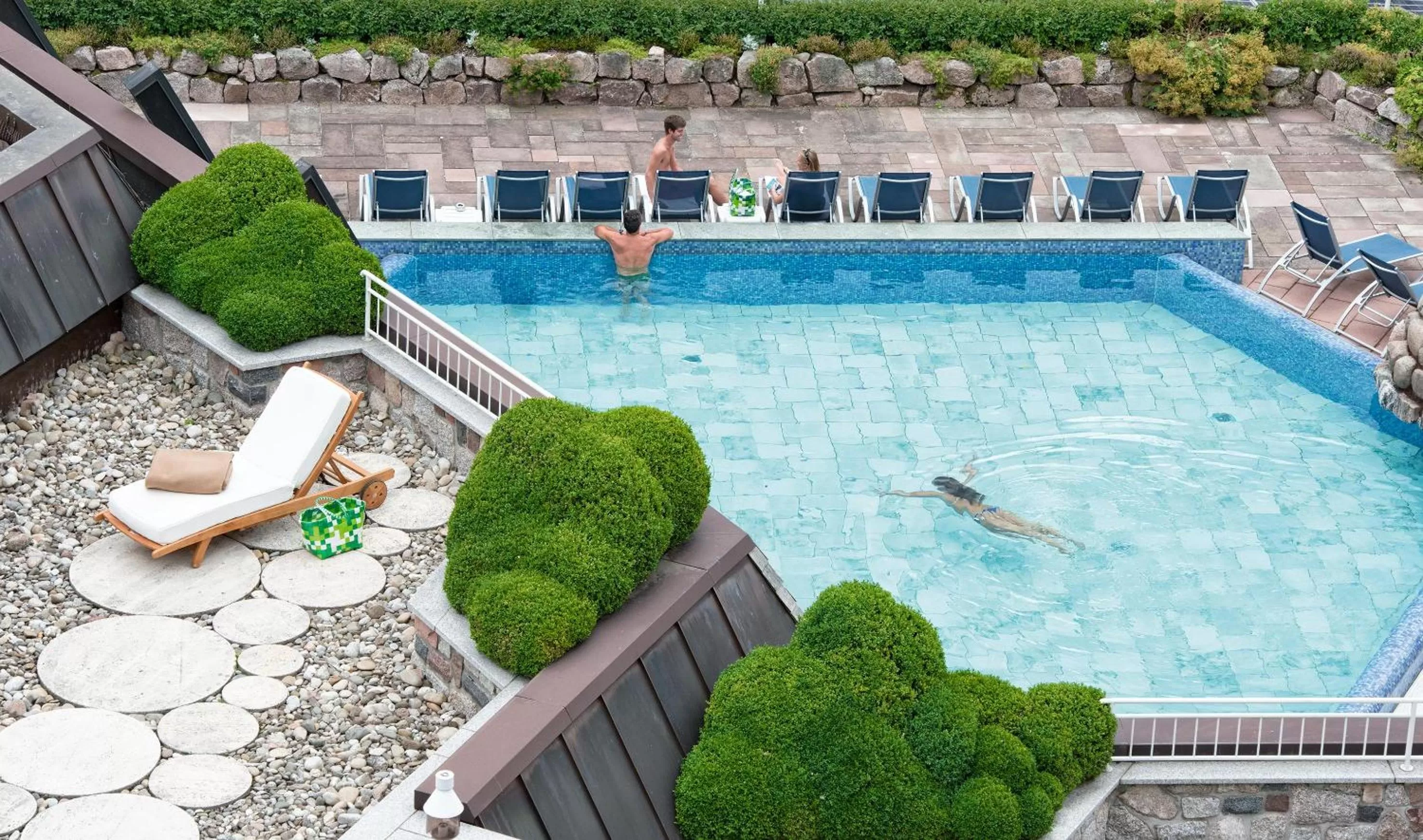 Swimming pool in Hotel Vier Jahreszeiten am Schluchsee
