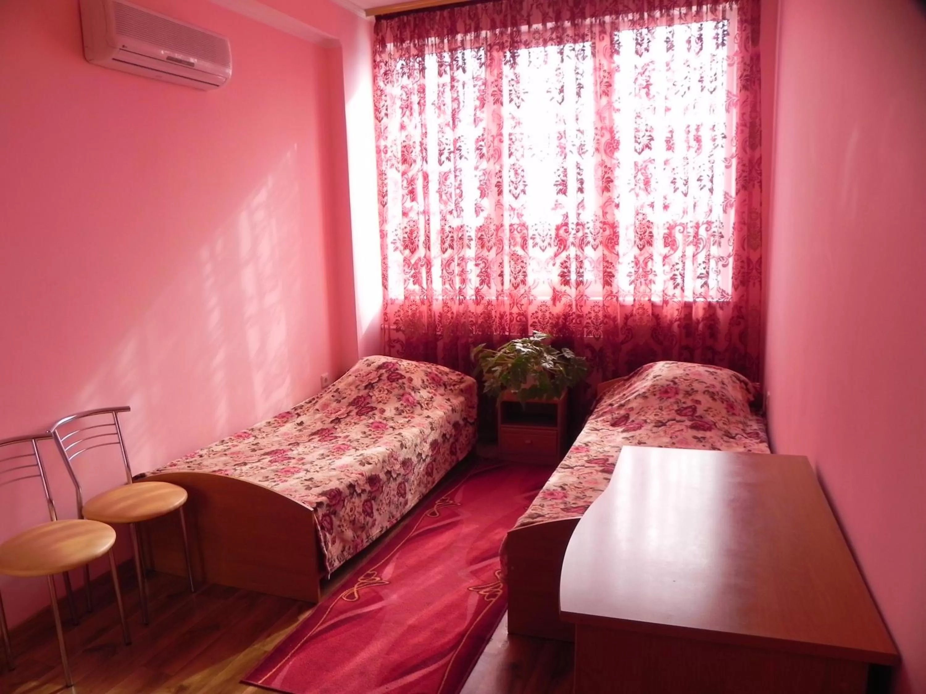 Economy Twin Room in Blaz