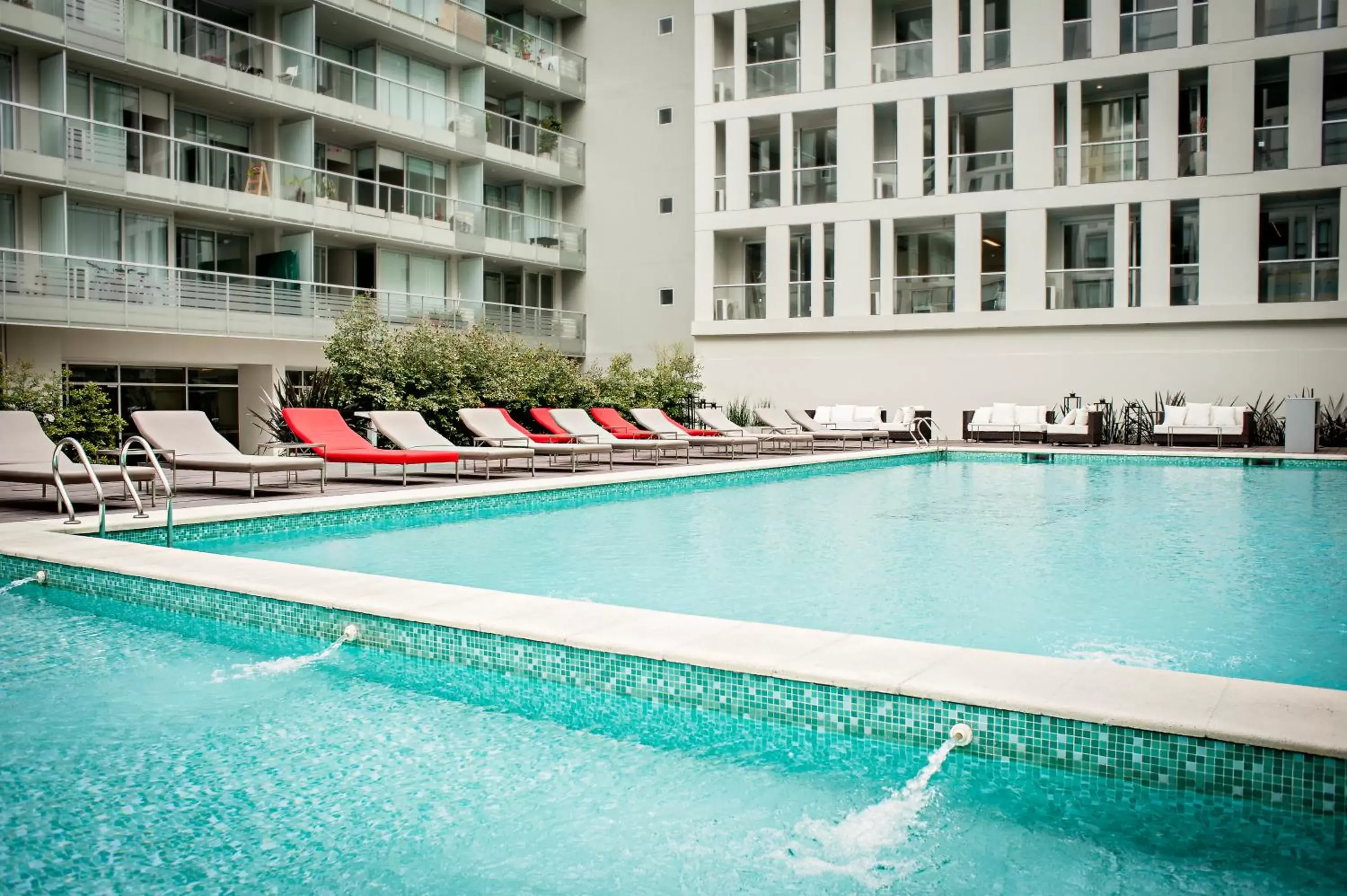 Solarium, Swimming Pool in Casasur Bellini Hotel