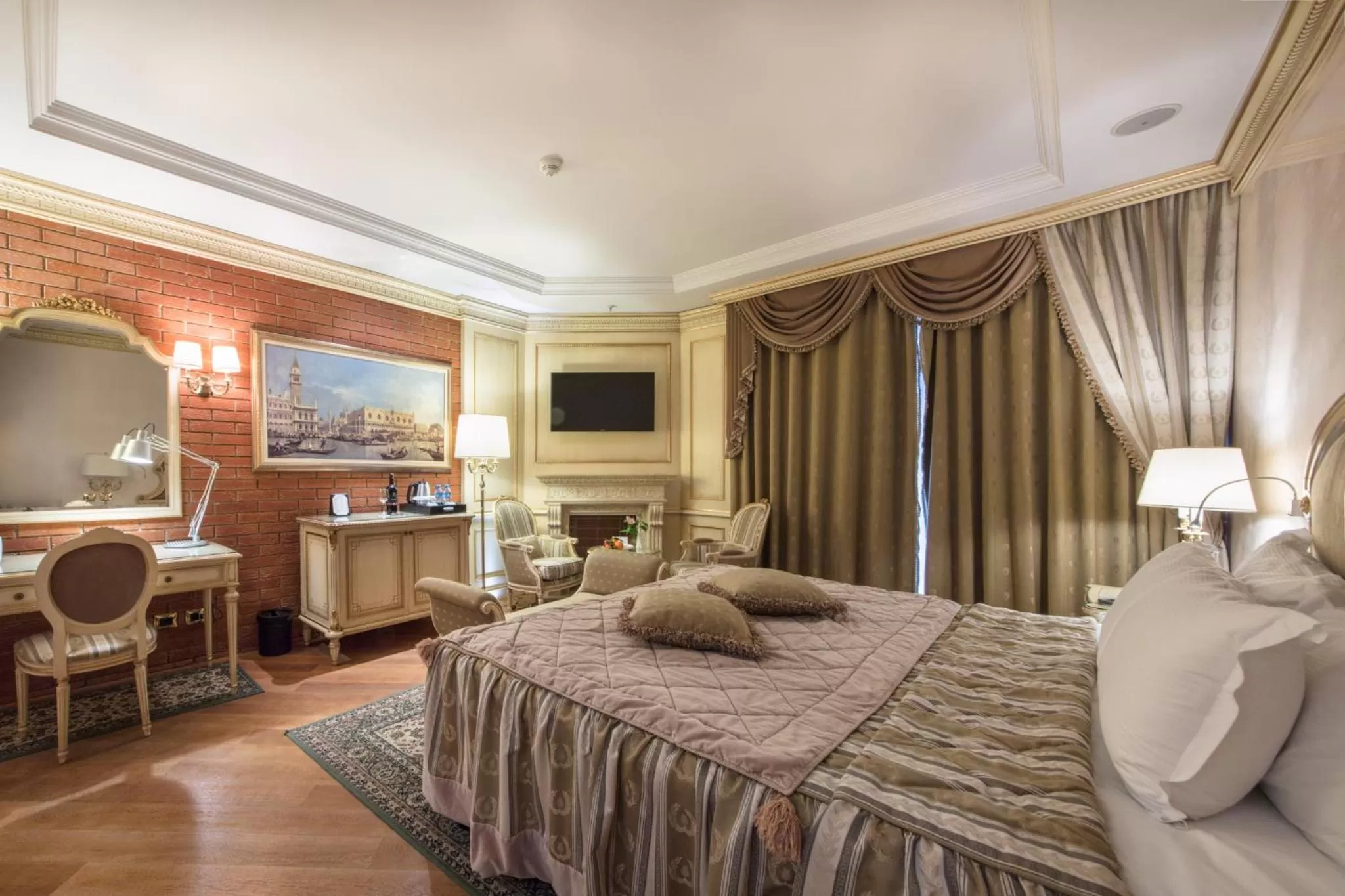 Bedroom, Bed in Xheko Imperial Luxury Hotel & SPA