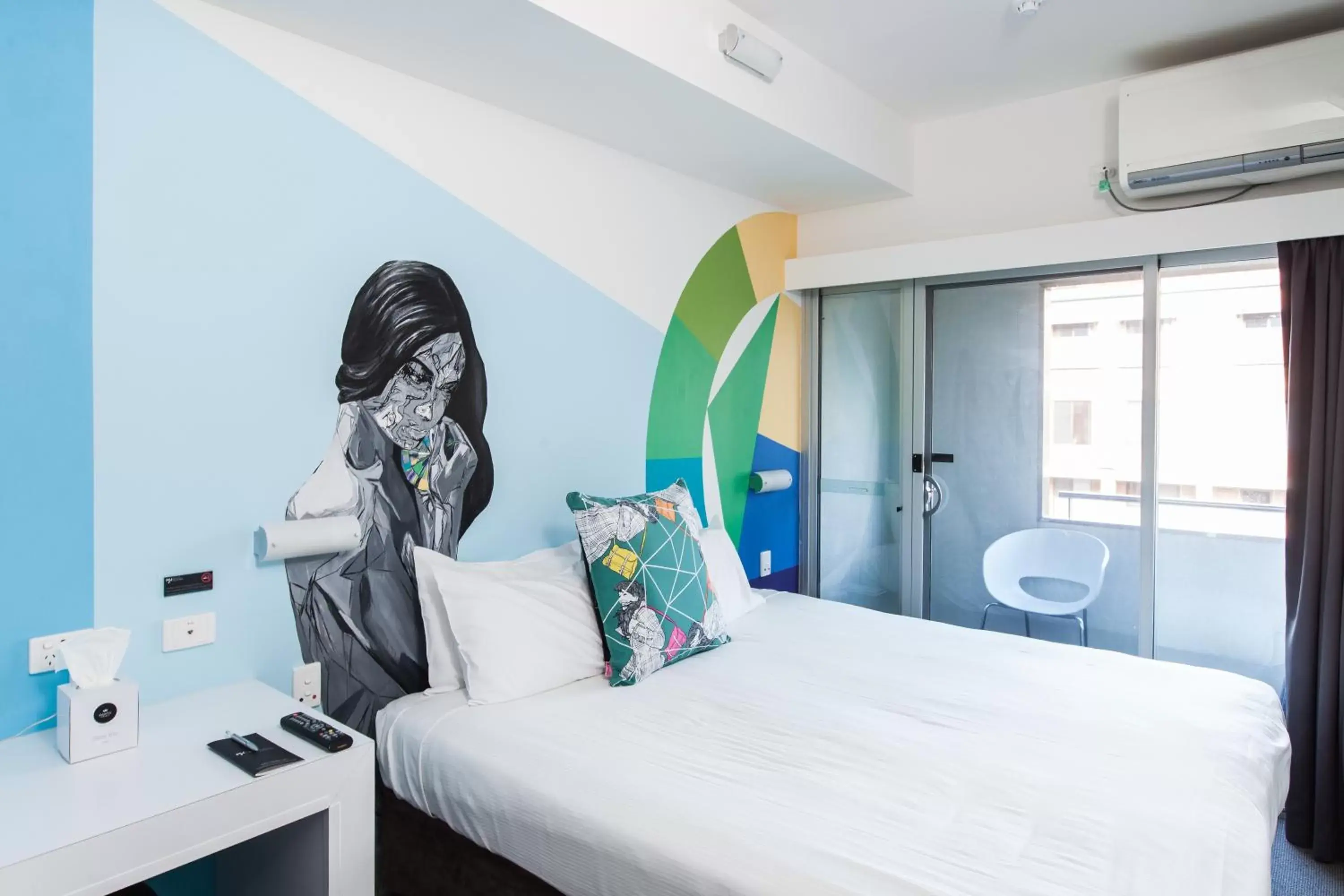 Bed in Majestic Minima Hotel Bed in Majestic Minima Hotel