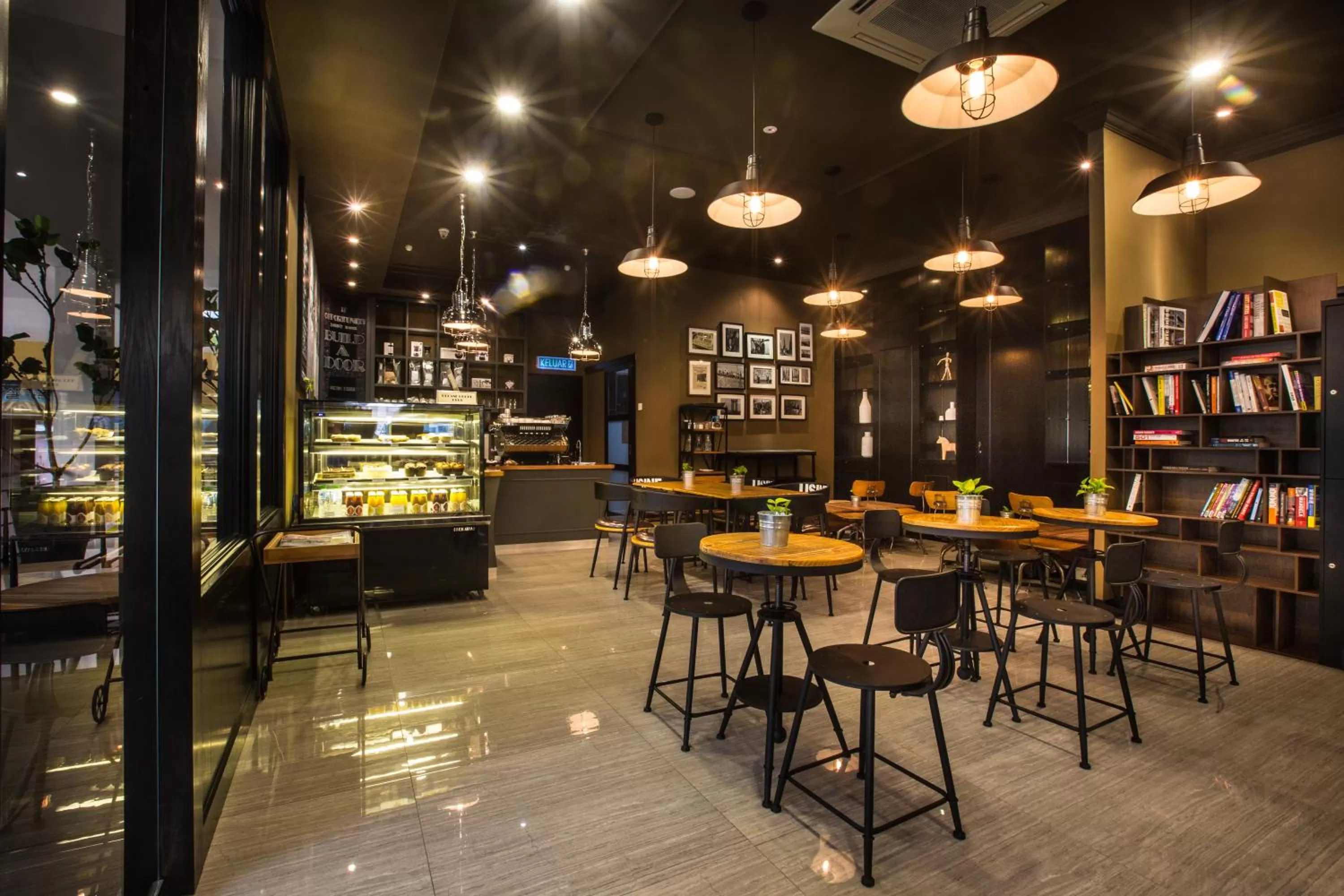 Lounge or bar in Manhattan Business Hotel Damansara Perdana