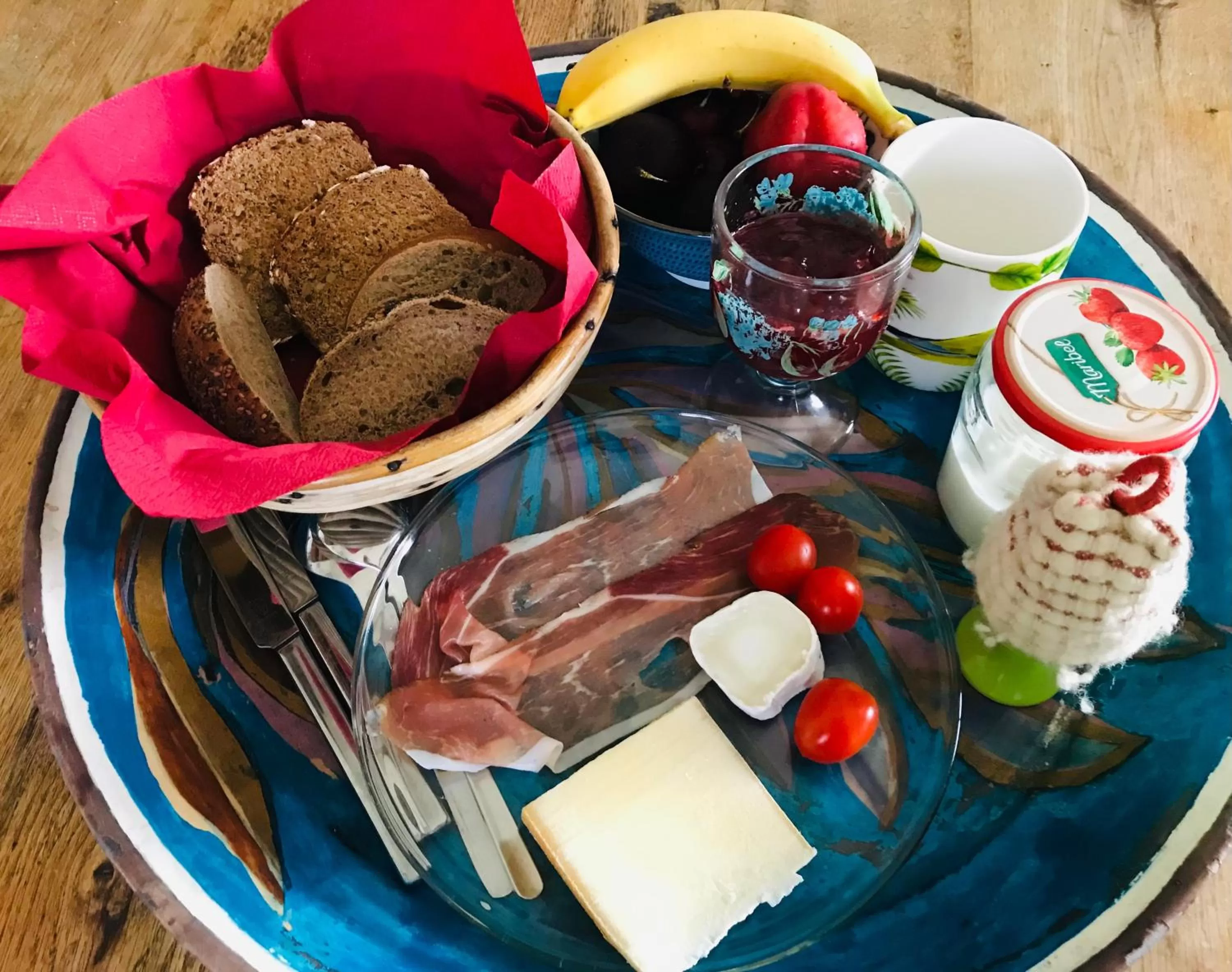 Food and drinks in Bed and Breakfast Bavaria München