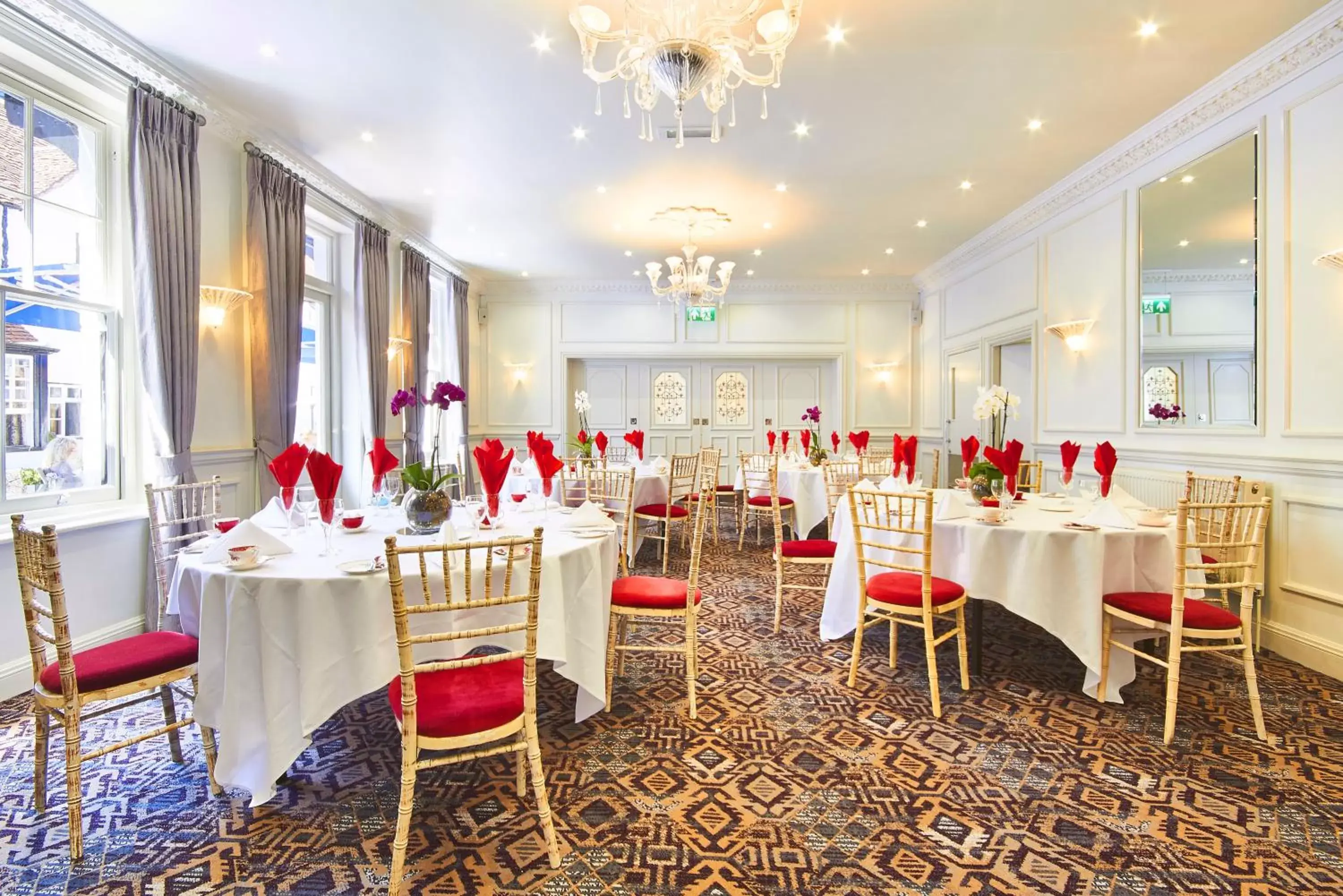 Banquet/Function facilities, Restaurant/Places to Eat in The George Hotel