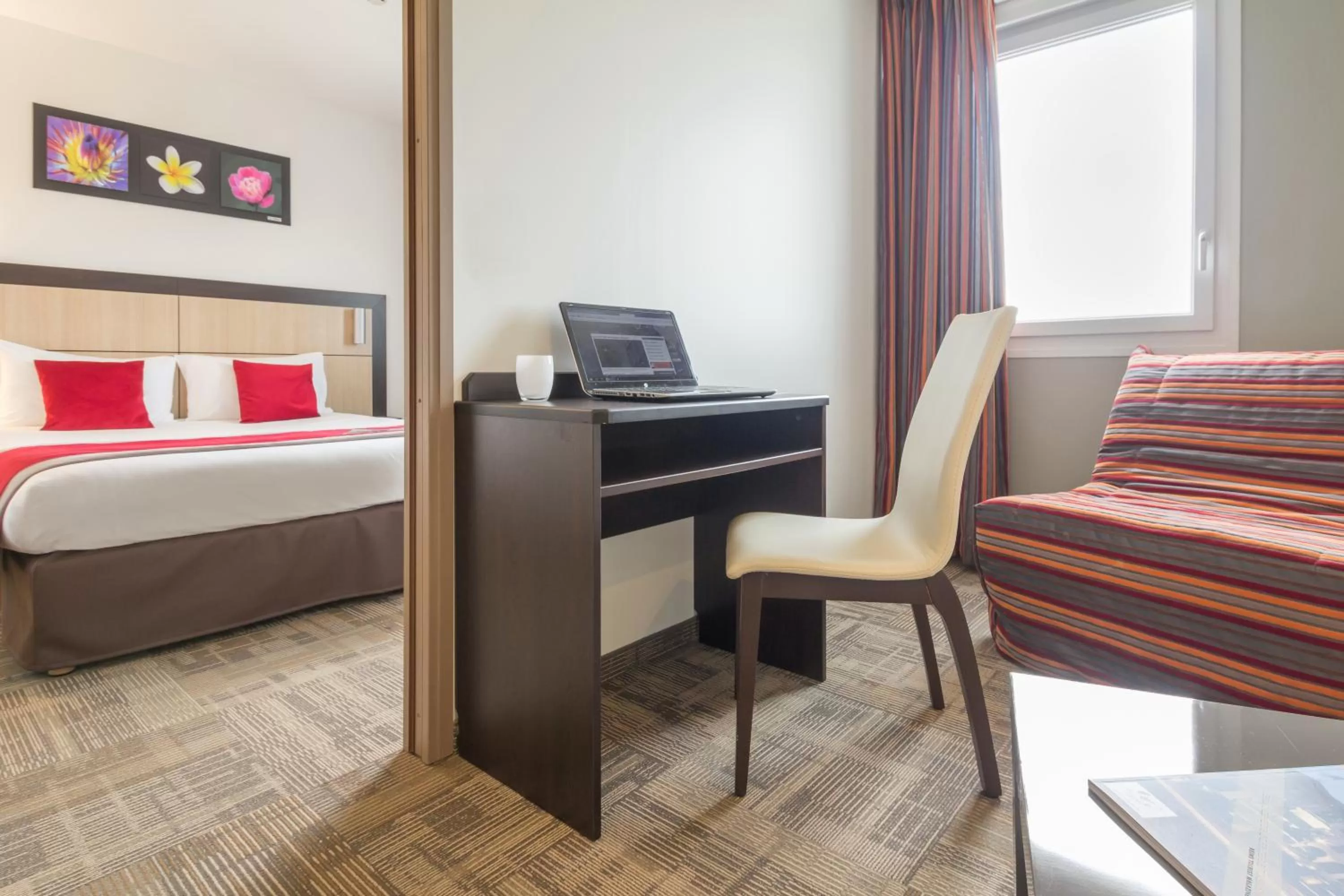 Junior Suite in Hôtel Akena Reims Bezannes