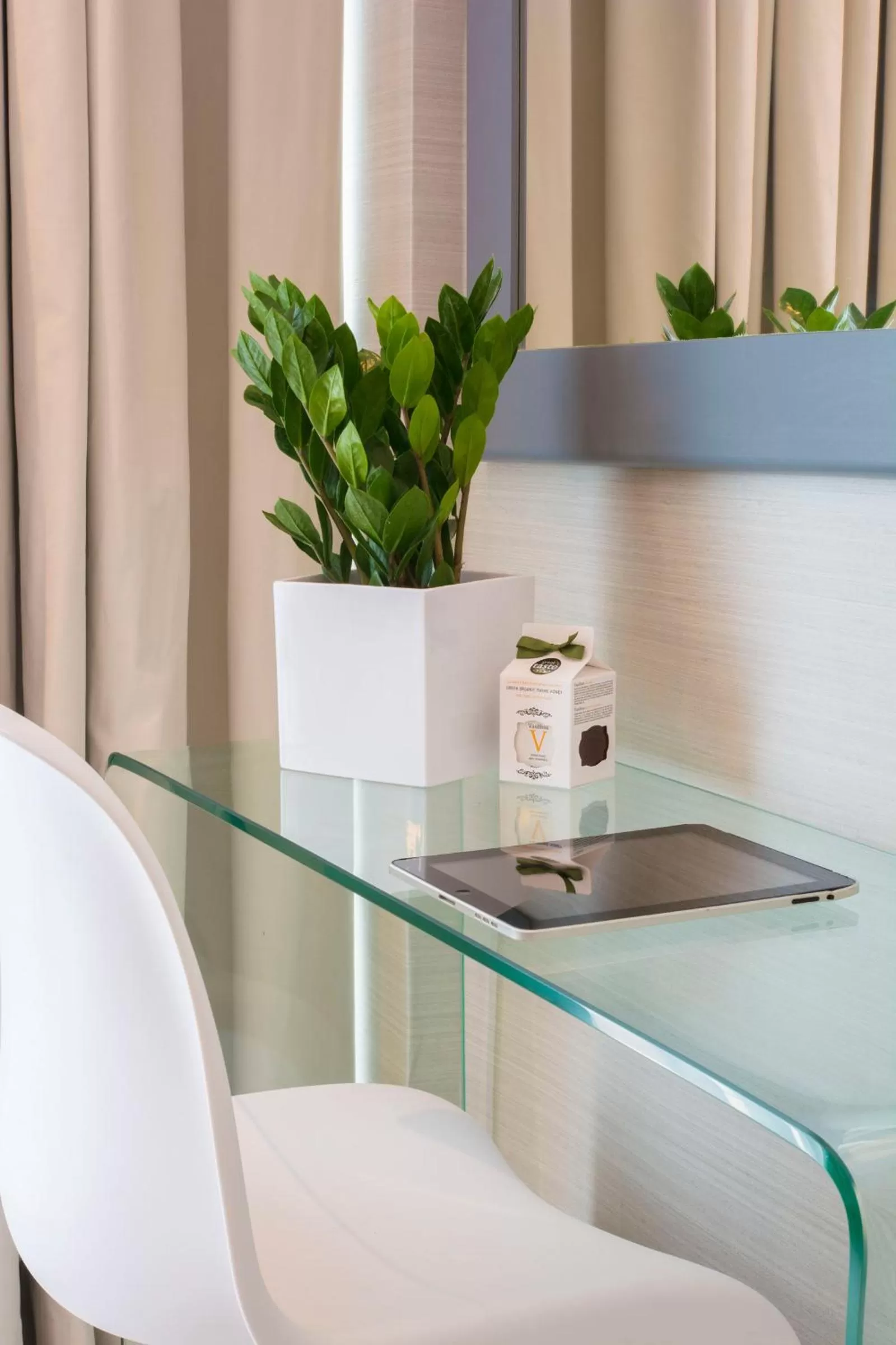 Decorative detail in St George Lycabettus Lifestyle Hotel