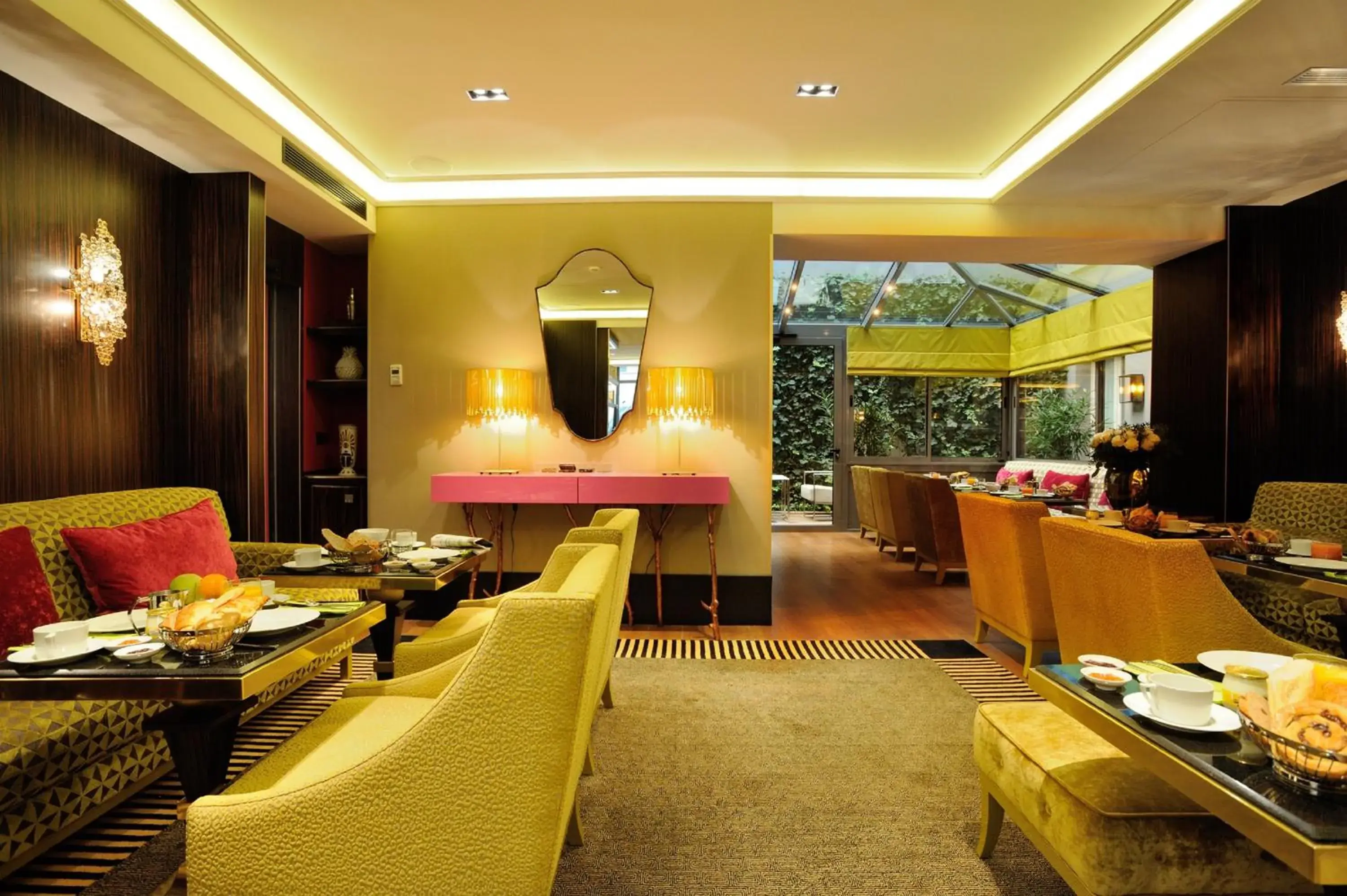 Restaurant/places to eat in Hôtel Baume Restaurant/places to eat in Hôtel Baume