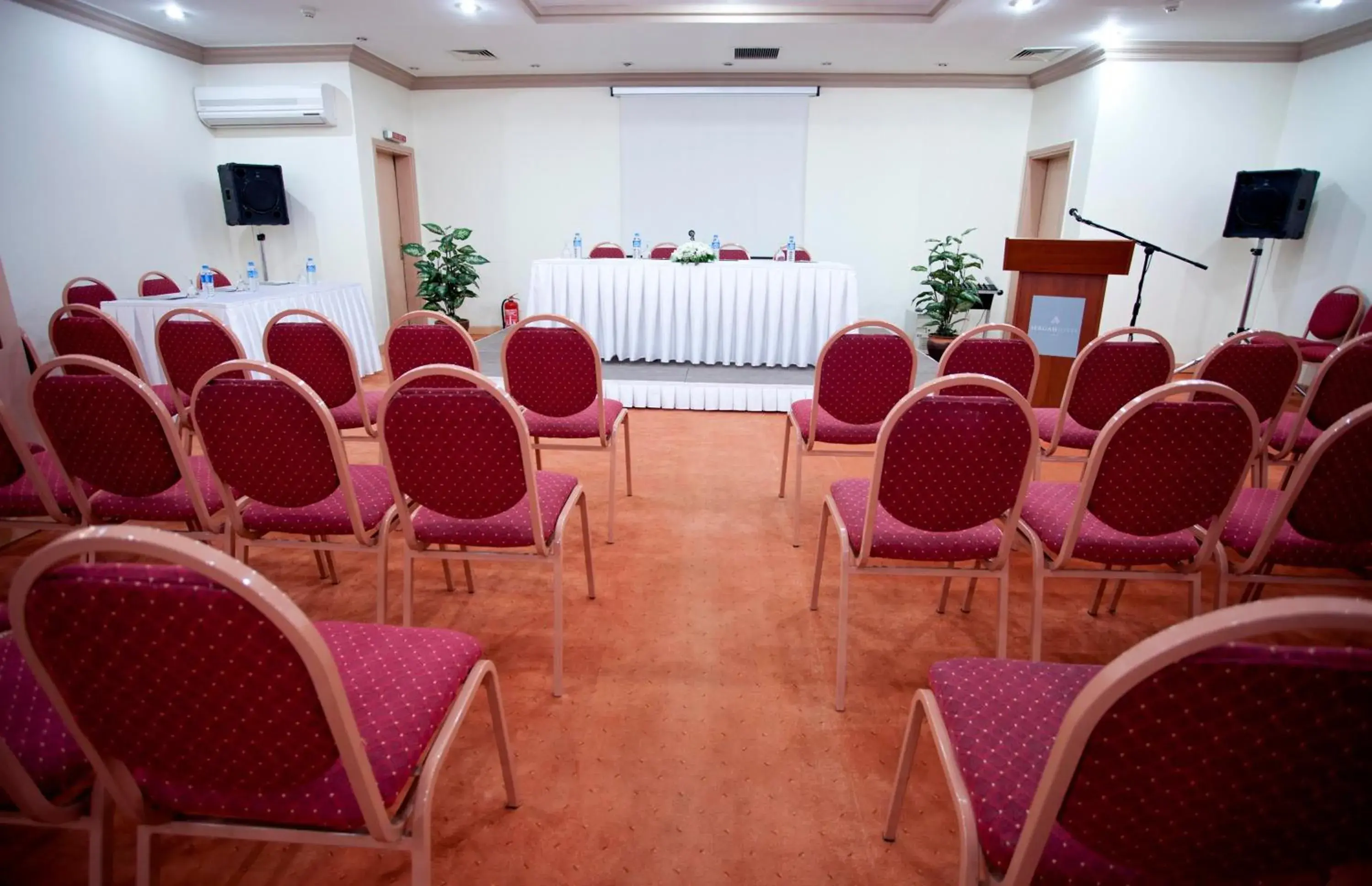 Business facilities in Sergah Hotel