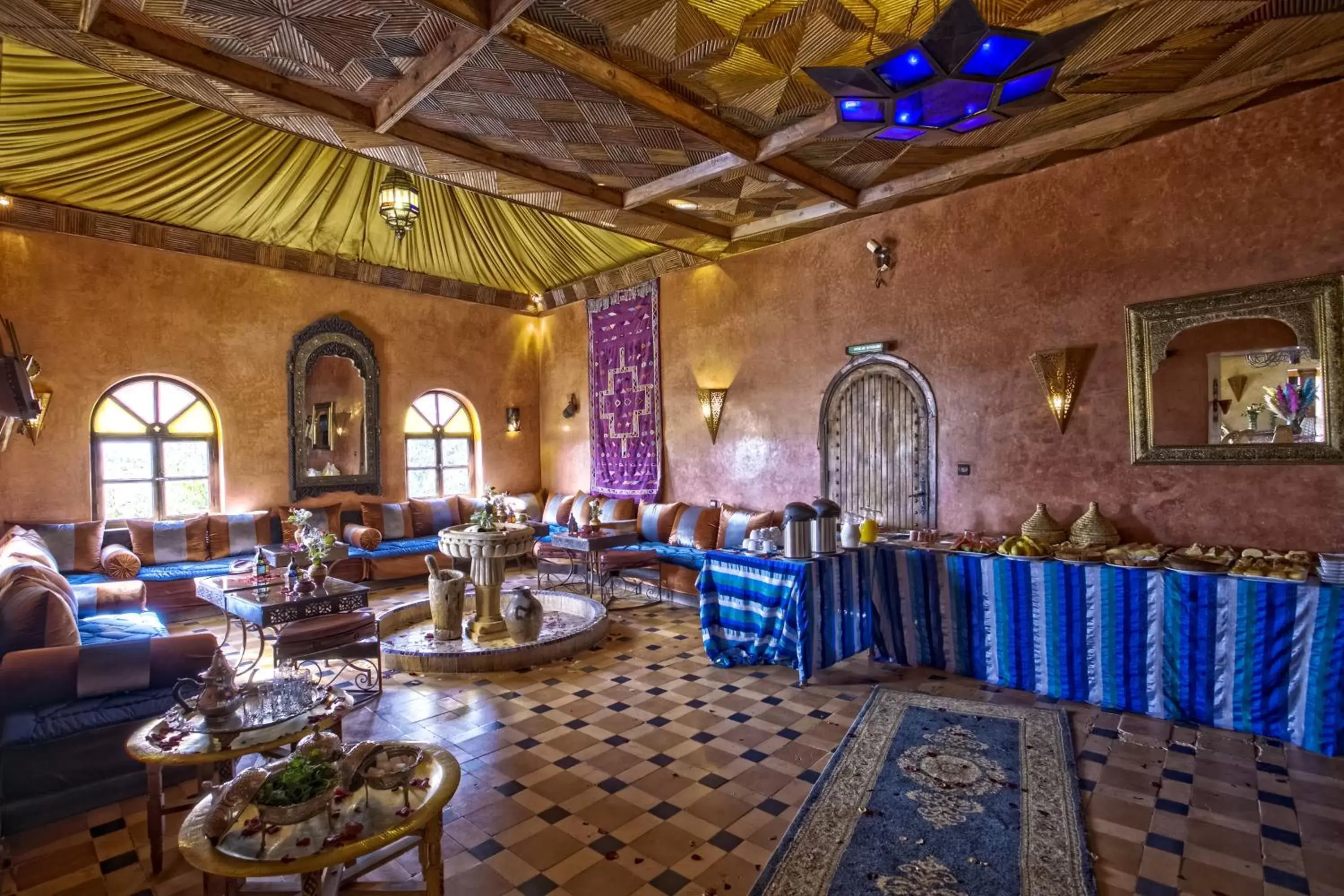 Communal lounge/ TV room, Restaurant/Places to Eat in Hotel Kasbah Le Mirage & Spa