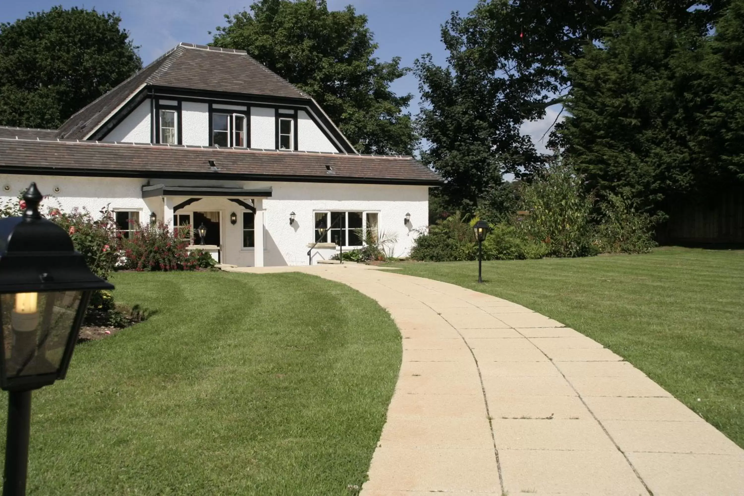 Garden, Property Building in South Lawn Hotel