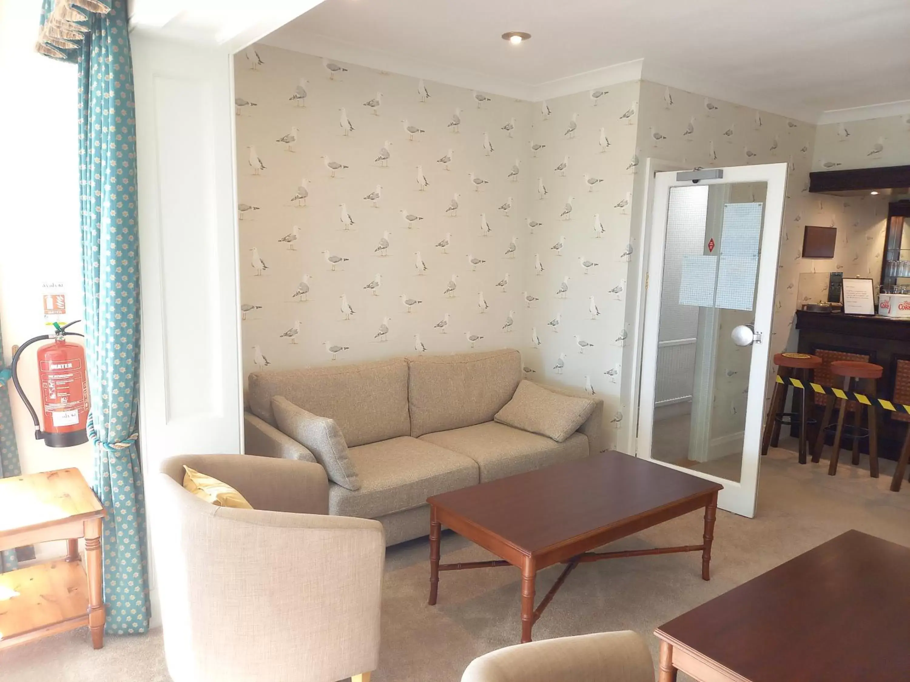 Lounge or bar, Seating Area in Trelawne Hotel