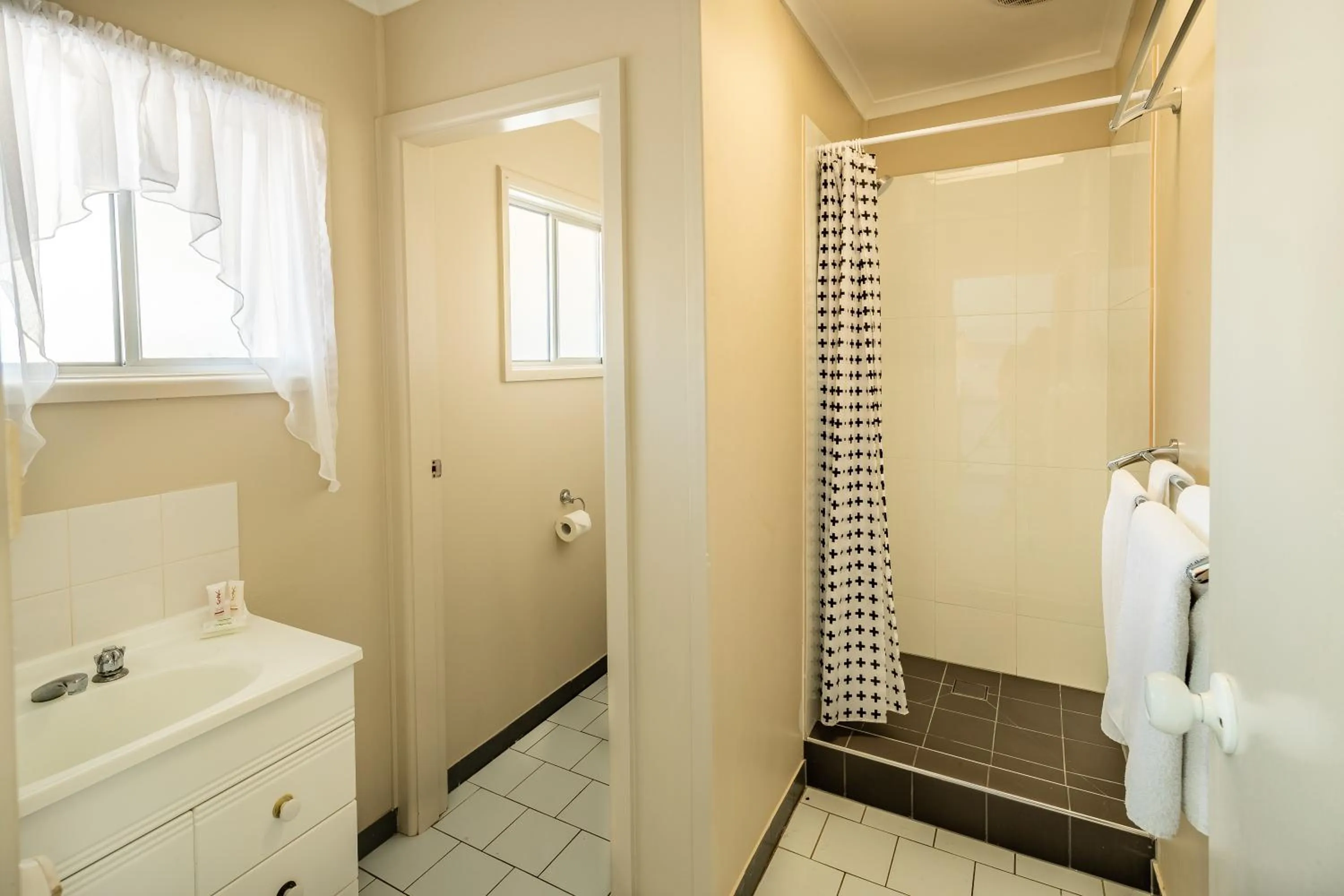 Bathroom in Ingenia Holidays Nambucca Heads