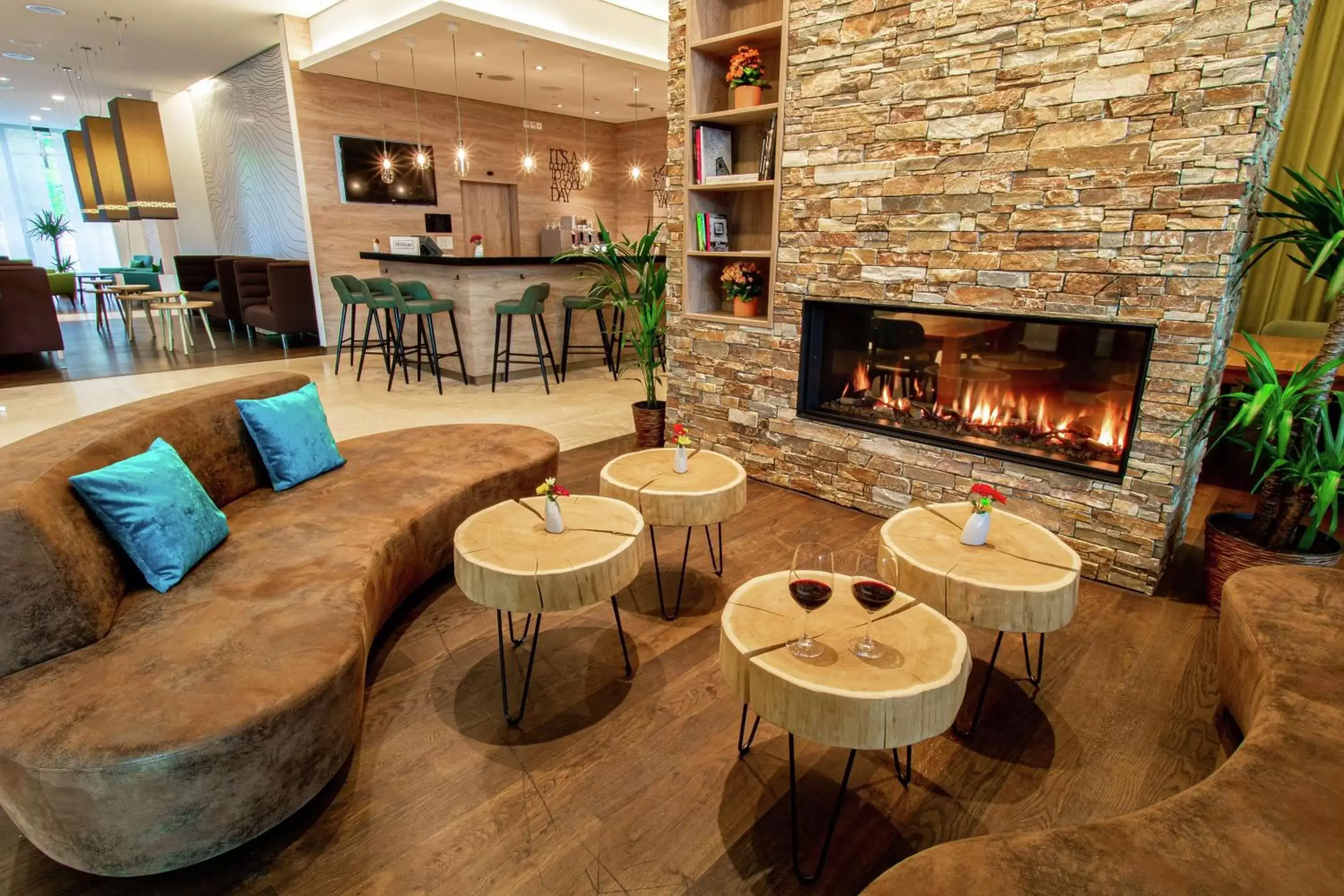 Lobby or reception, Lounge/Bar in Hilton Garden Inn Davos