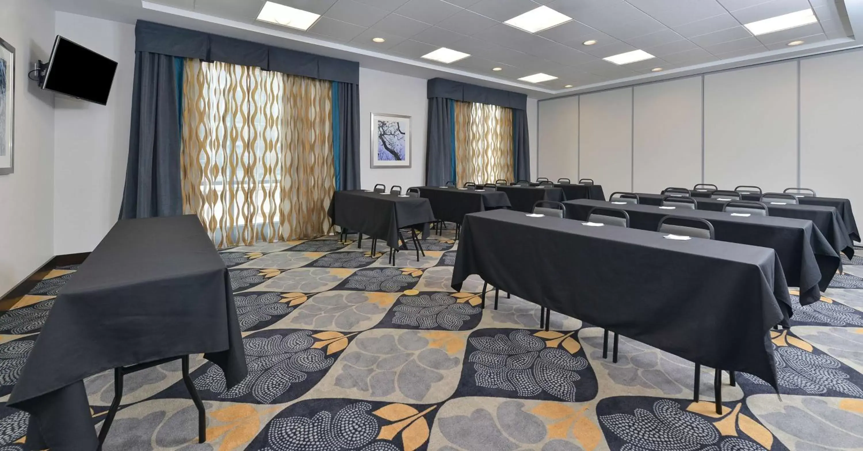 Meeting/conference room in Hampton Inn & Suites Des Moines Downtown