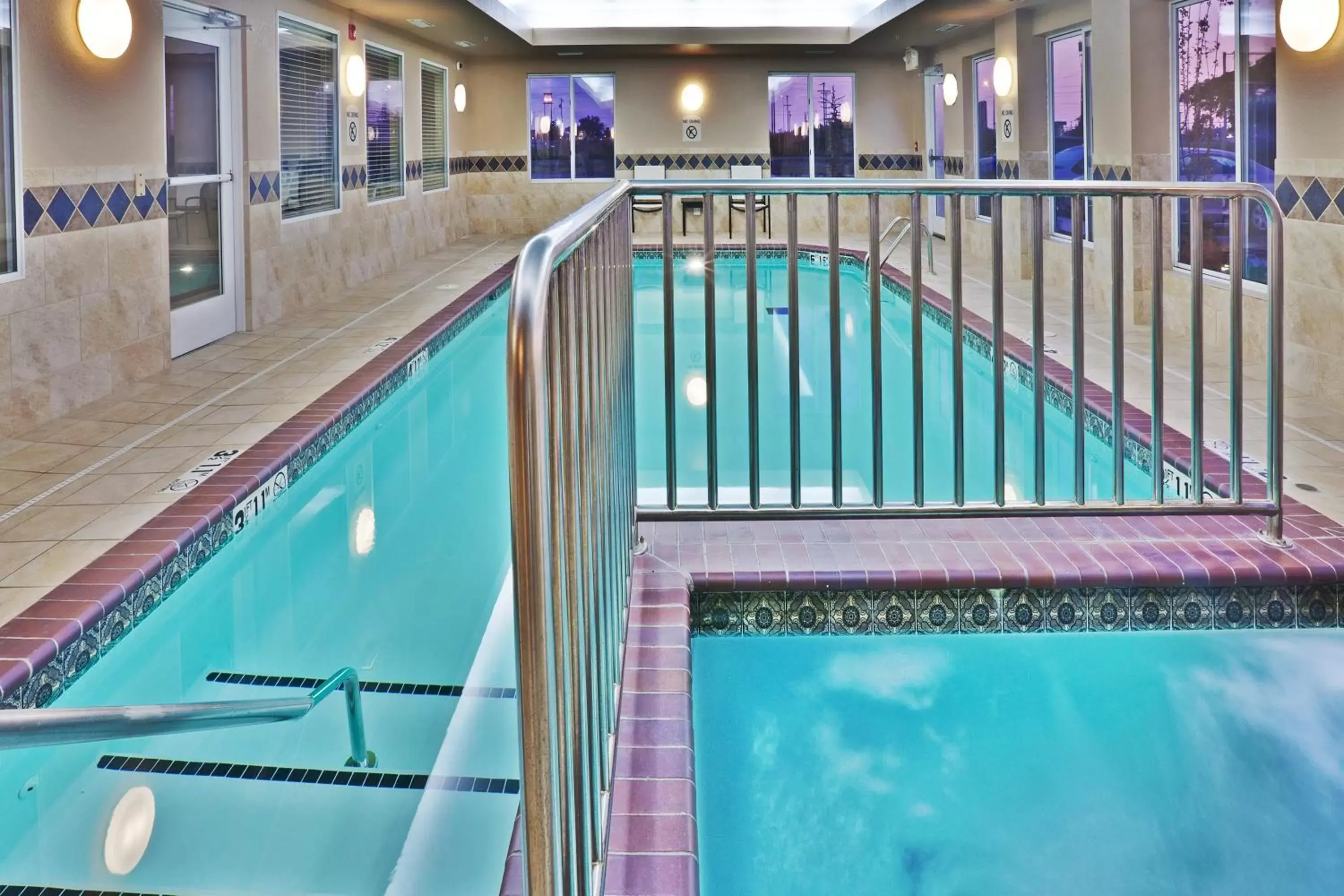 Swimming Pool in Holiday Inn Express & Suites - Miami, an IHG Hotel