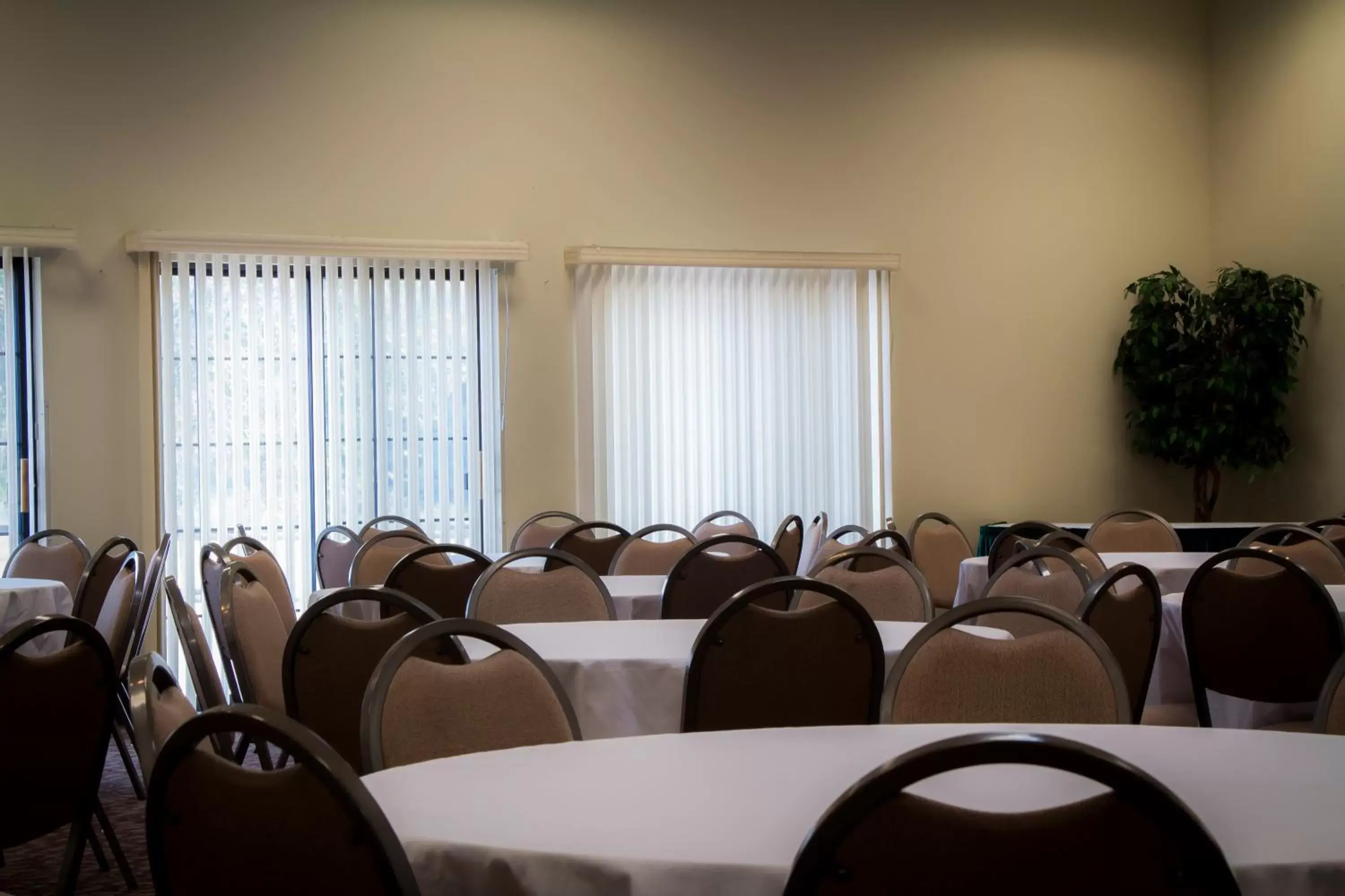 Banquet/Function facilities in Bitterroot River Inn and Conference Center