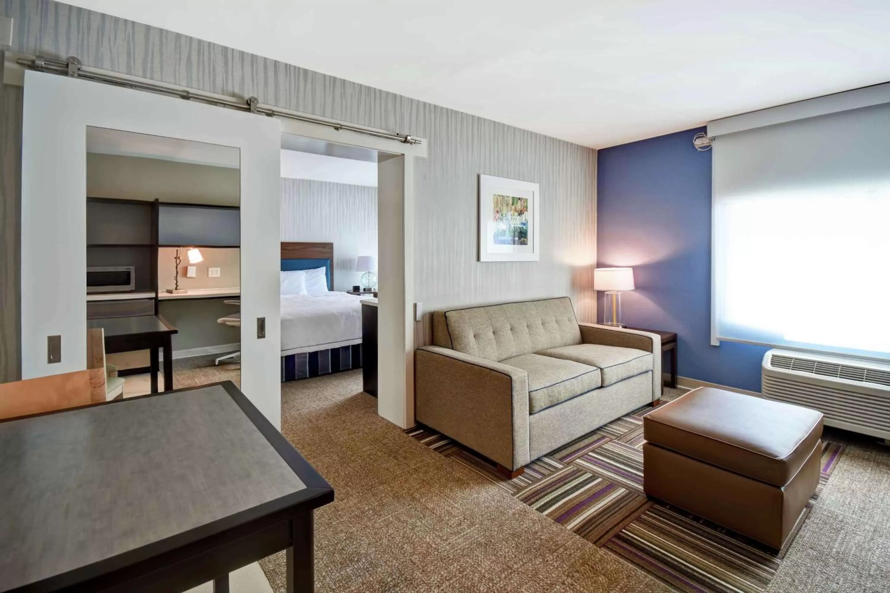 Living room, Bed in Home2 Suites by Hilton Atlanta Norcross