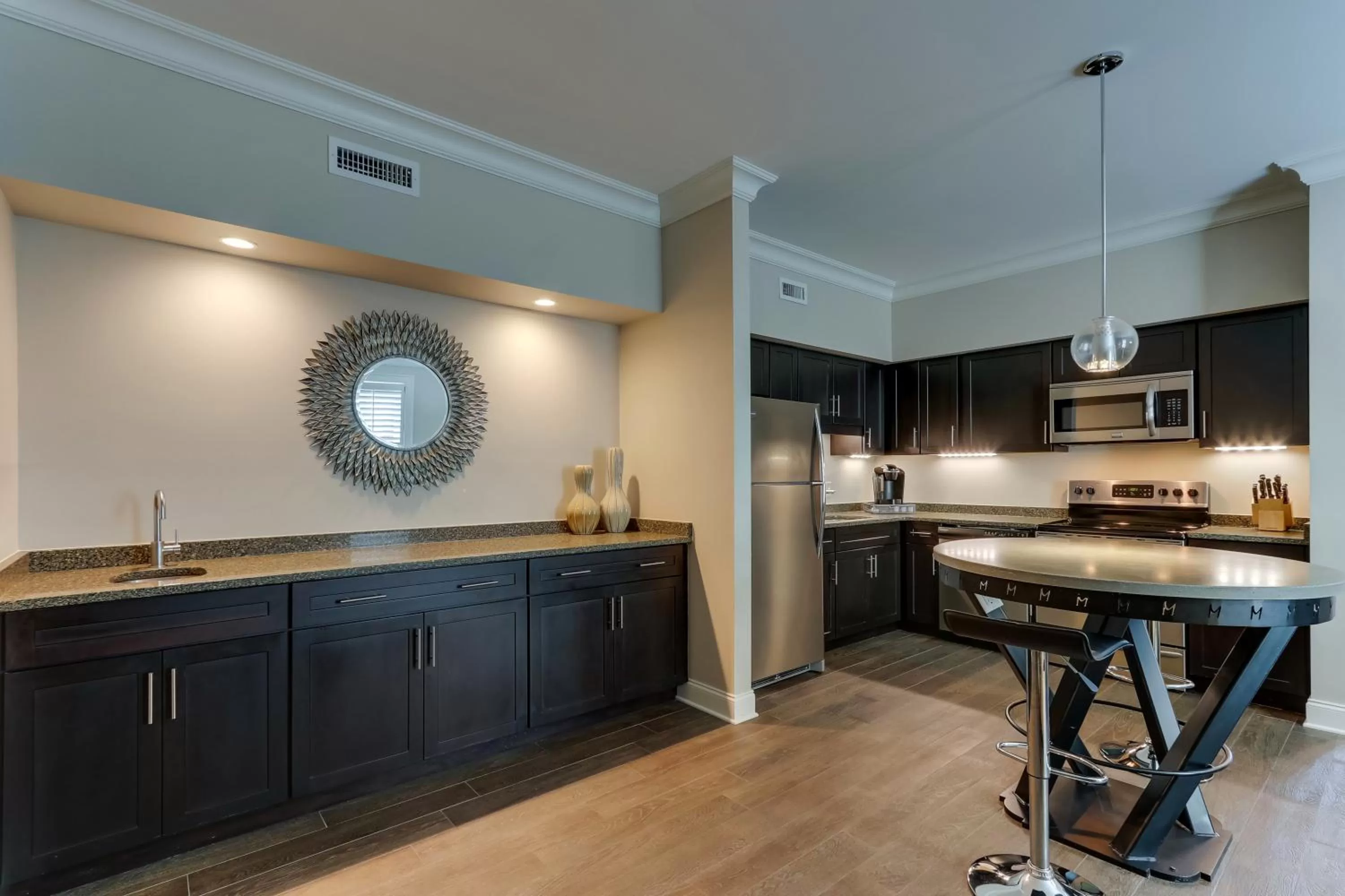 Kitchen or kitchenette in The Mantissa Hotel