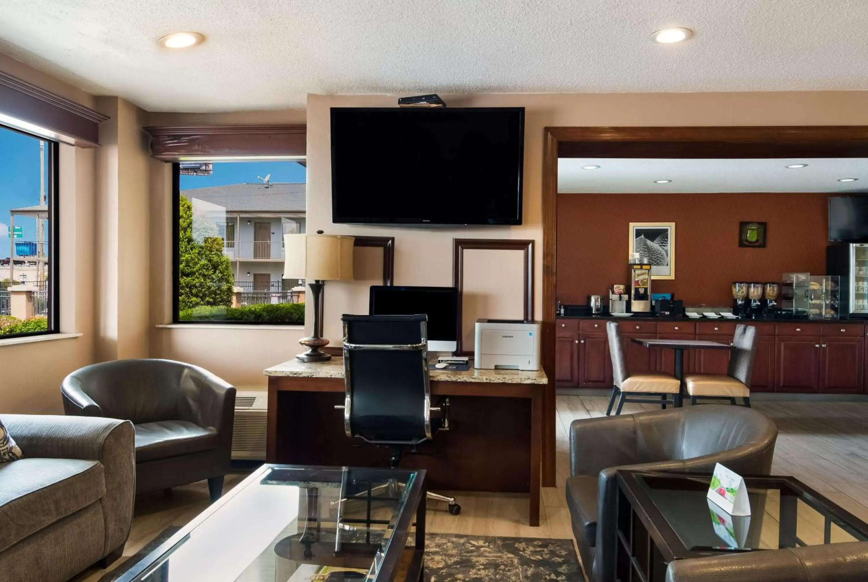 Lobby or reception in SureStay Plus Hotel by Best Western Jackson