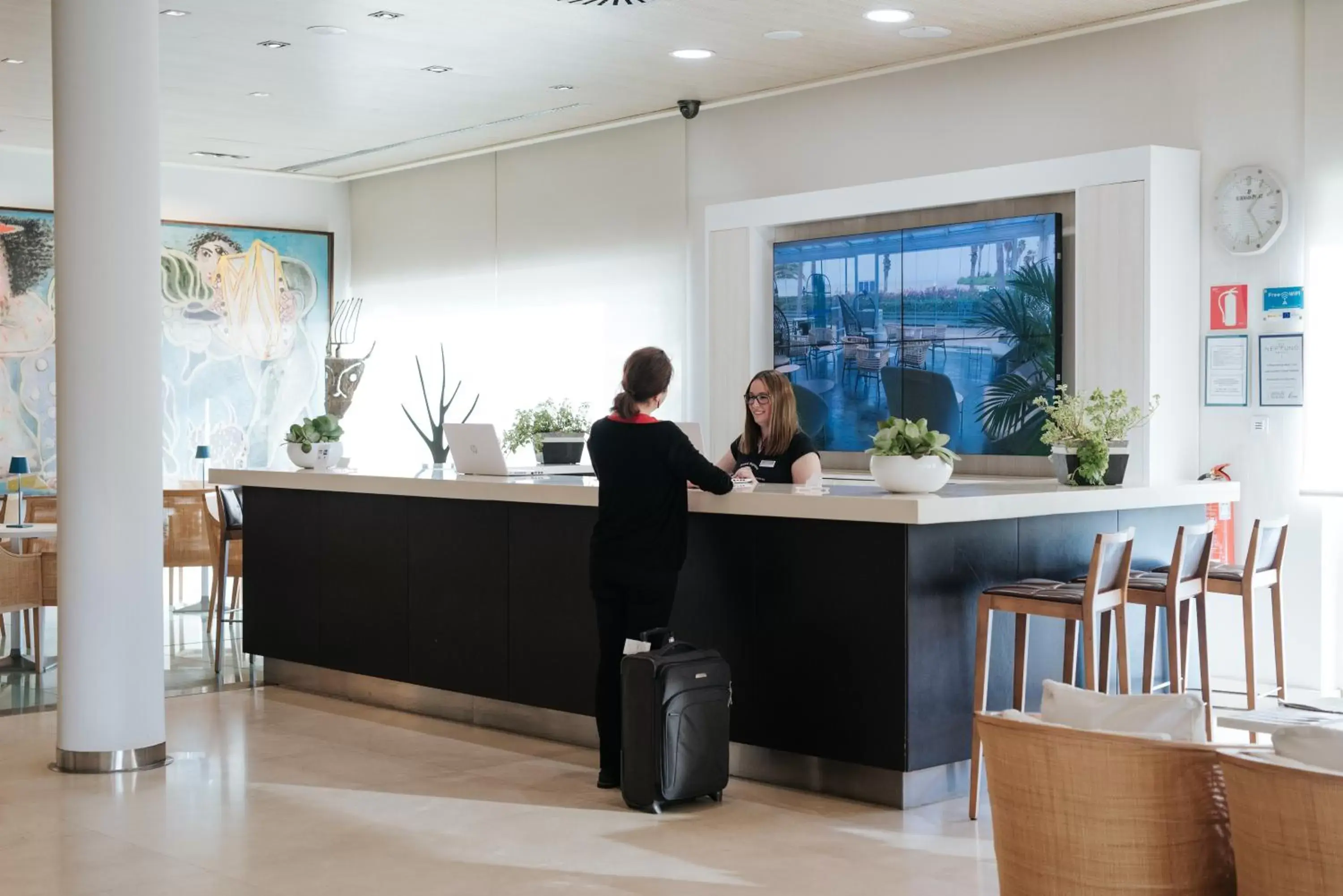Lobby or reception in Hotel Neptuno