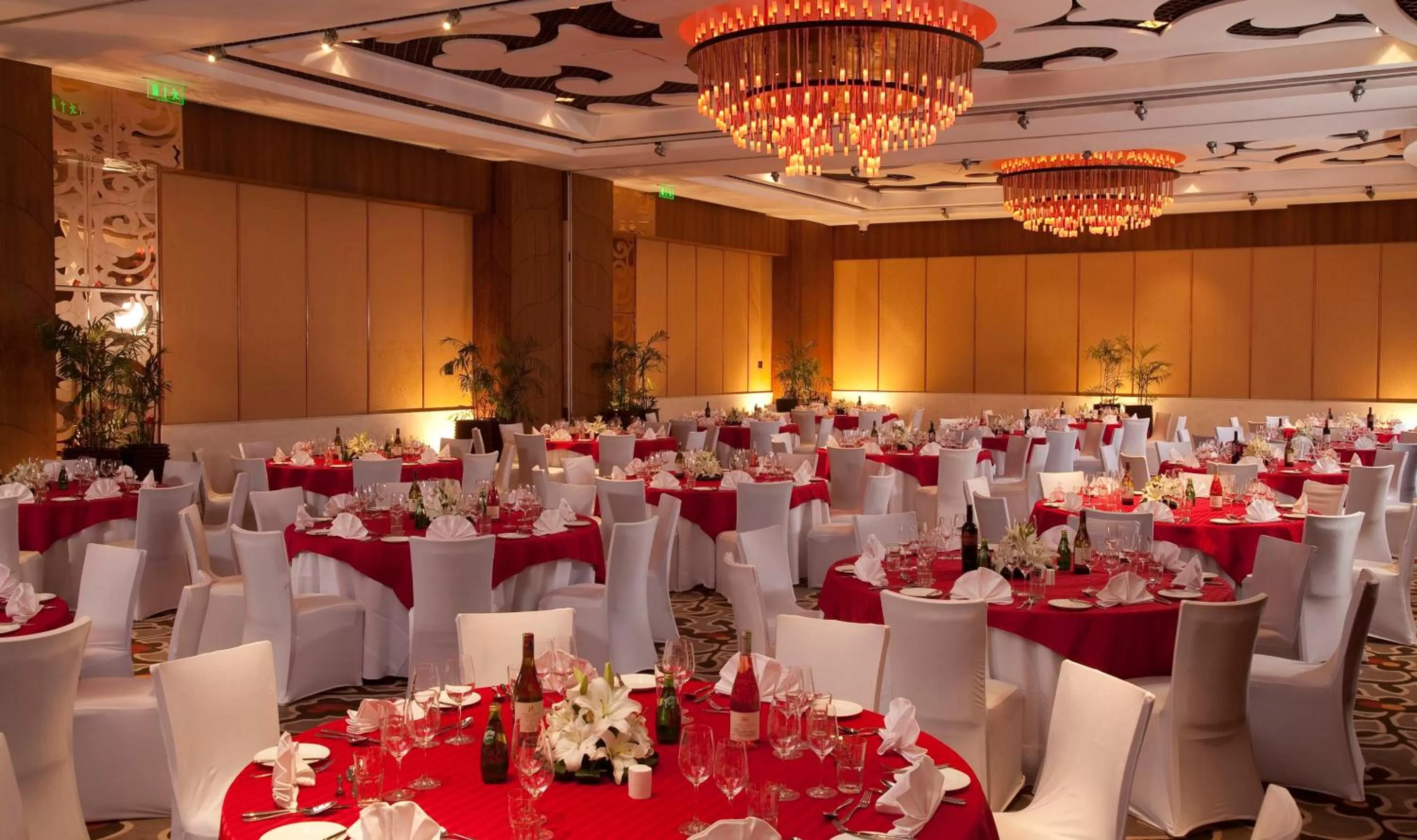 Meeting/conference room in Crowne Plaza New Delhi Okhla by IHG
