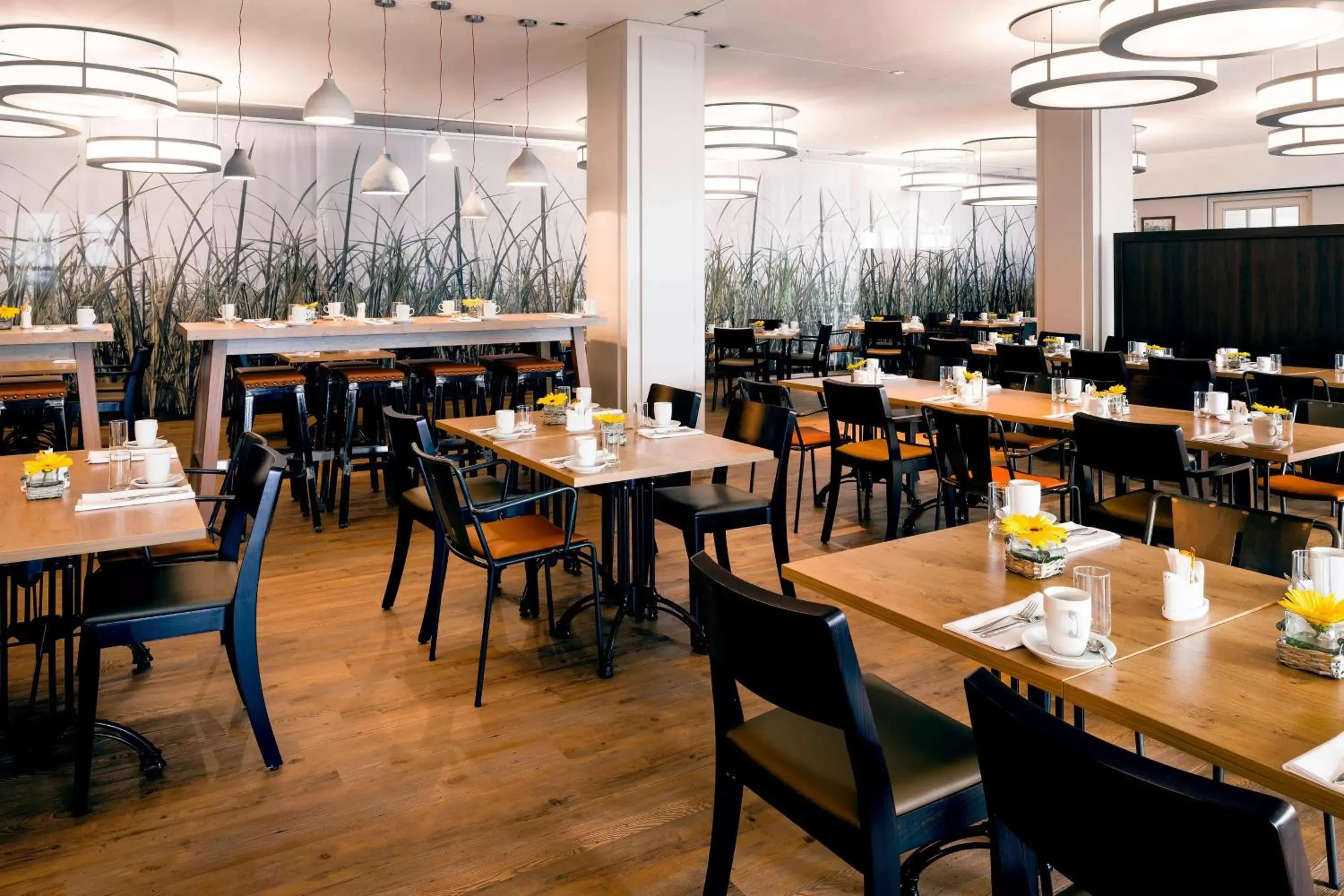 Restaurant/Places to Eat in Munich Marriott Hotel