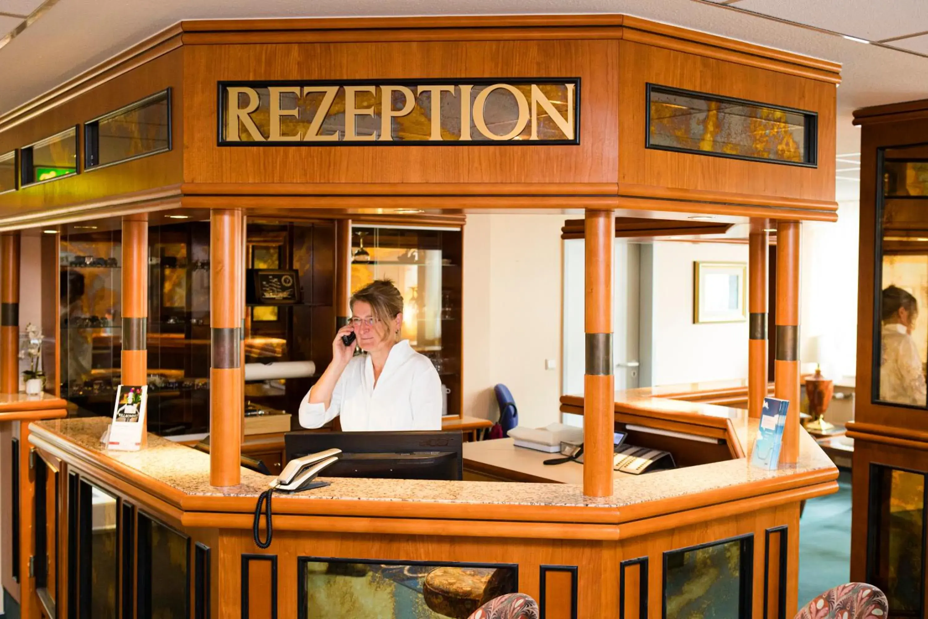 Lobby or reception in Hotel Am Düsseldorfer Platz