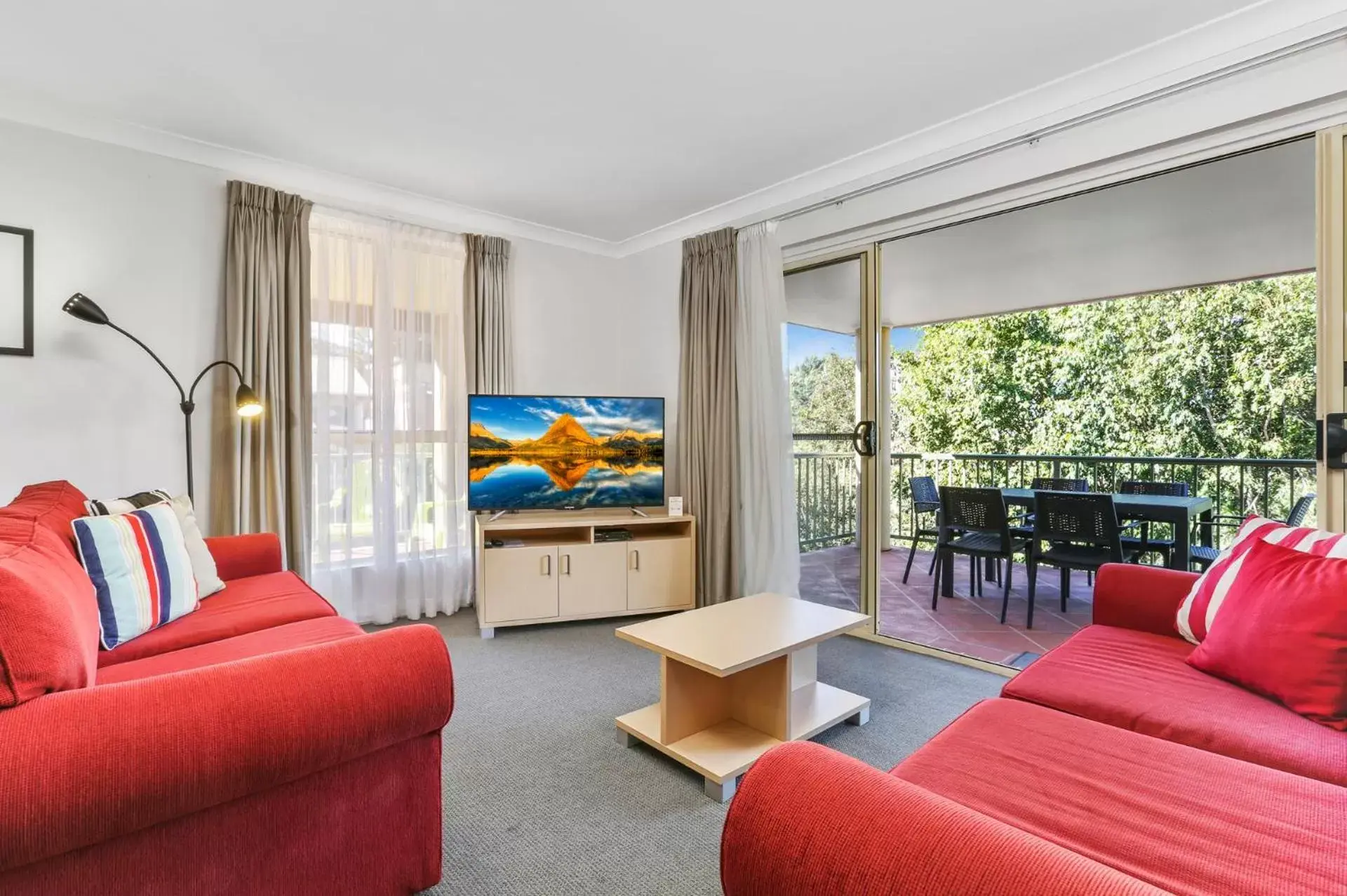 TV and multimedia, Seating Area in Terralong Terrace Apartments