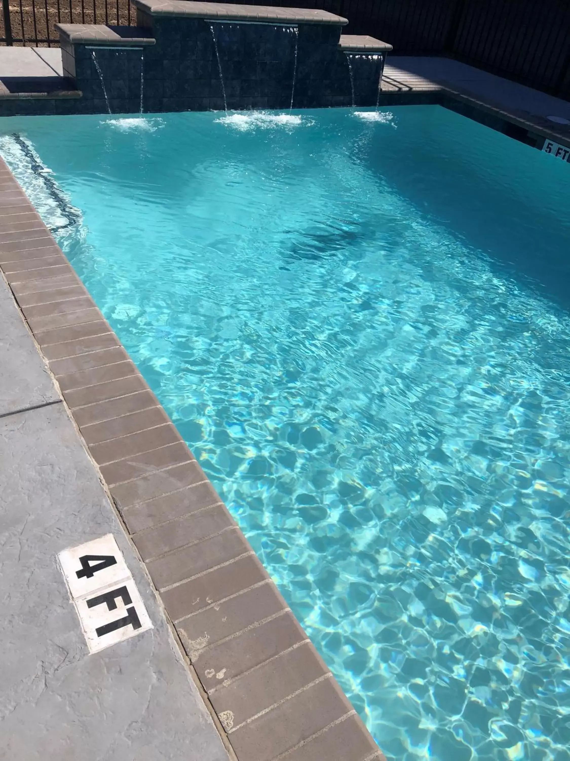 Swimming Pool in Radisson Hotel McAllen Airport