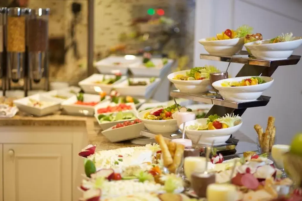 Buffet breakfast in Yılsam Sultanahmet Hotel