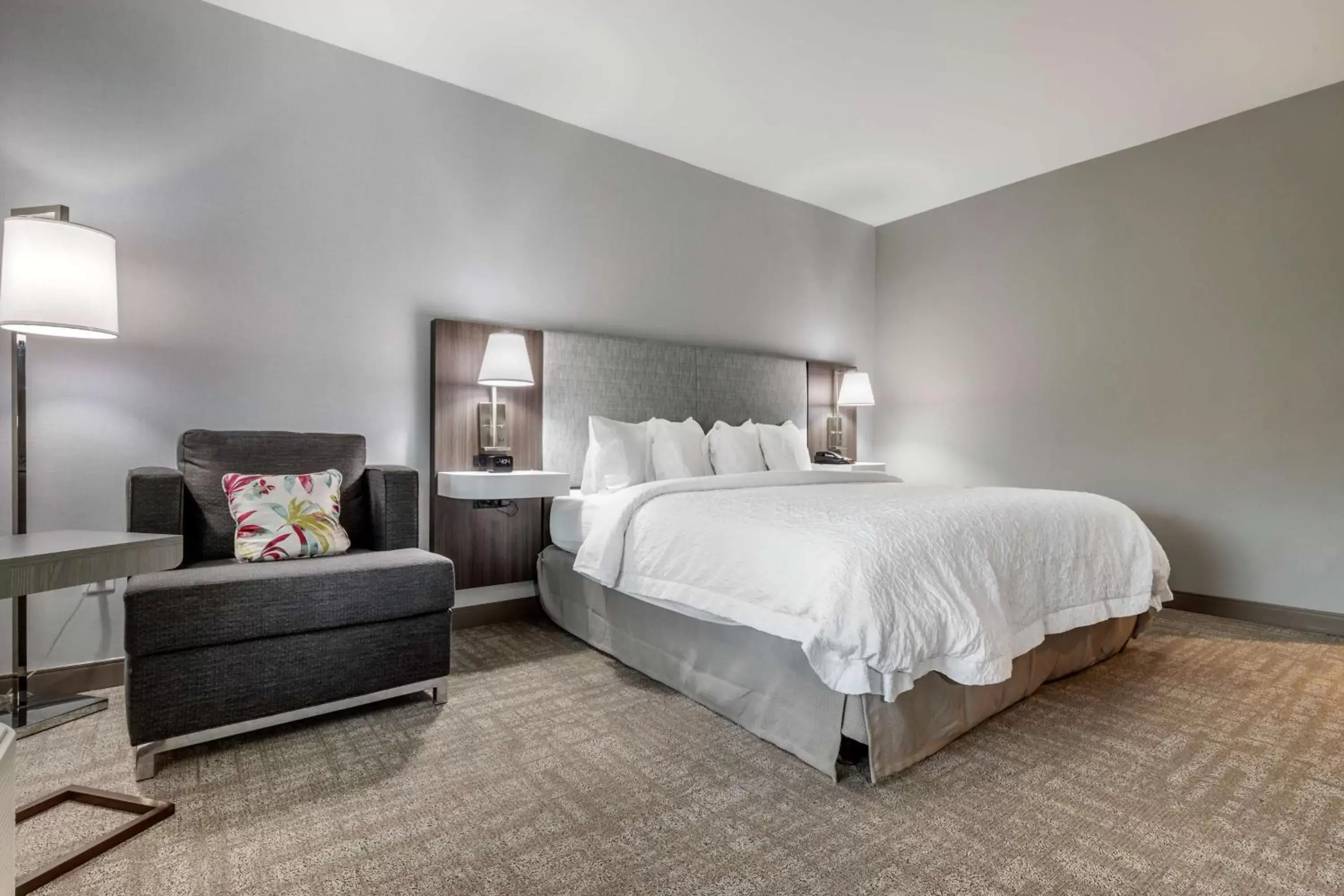 Bed in Hampton Inn Camden, SC Bed in Hampton Inn Camden, SC