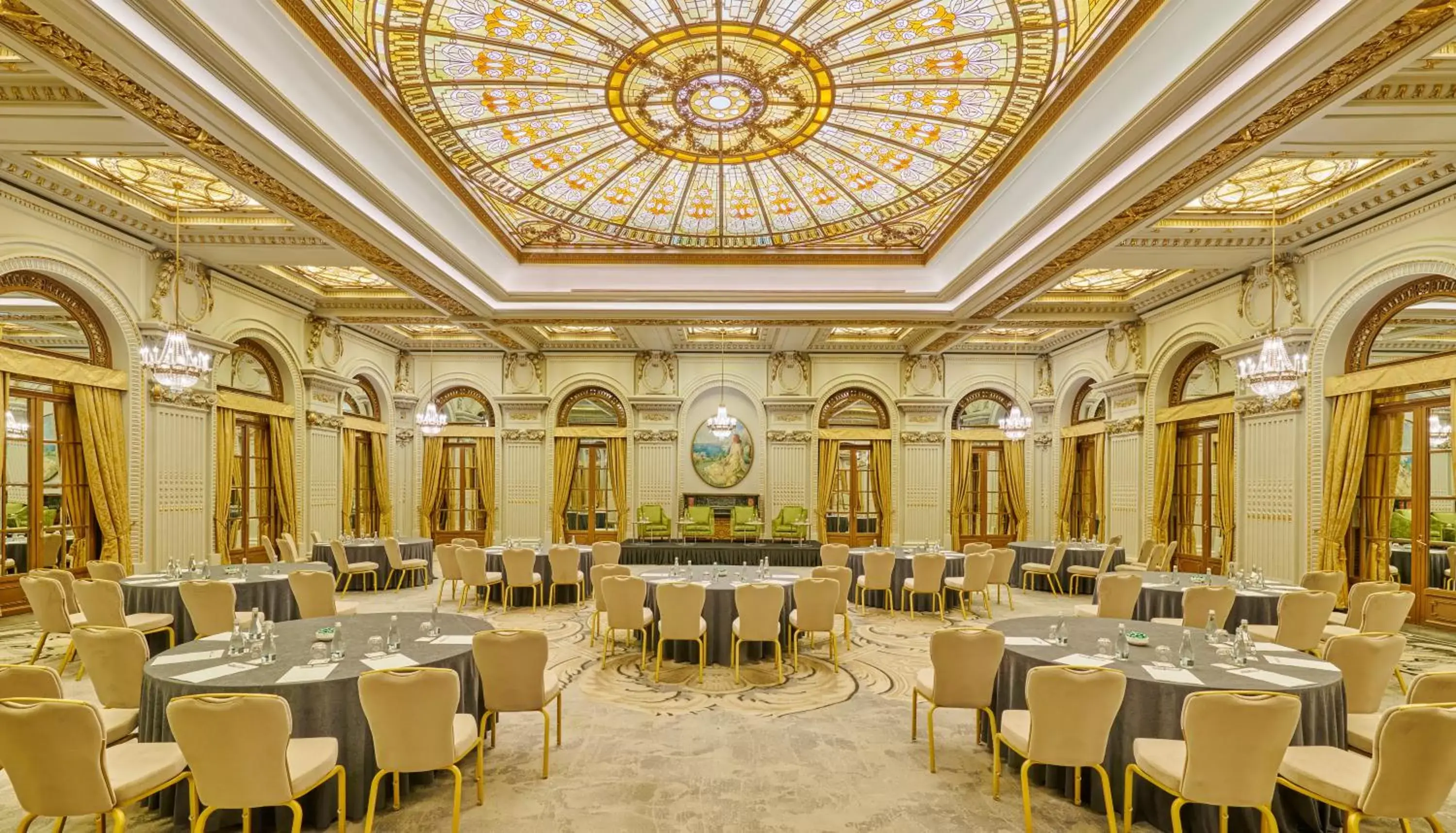 Banquet/Function facilities, Restaurant/Places to Eat in InterContinental Athenee Palace Bucharest, an IHG Hotel