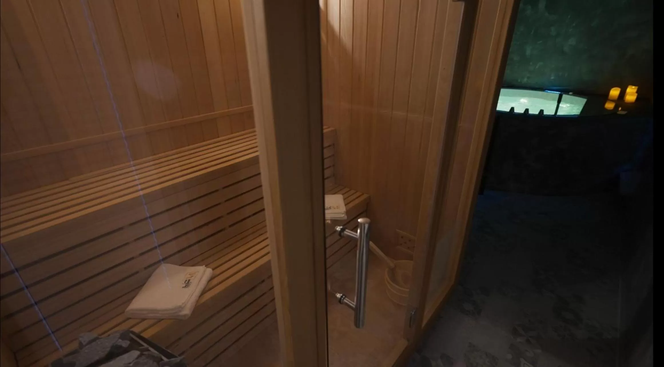 Sauna, Bathroom in Les Suites M