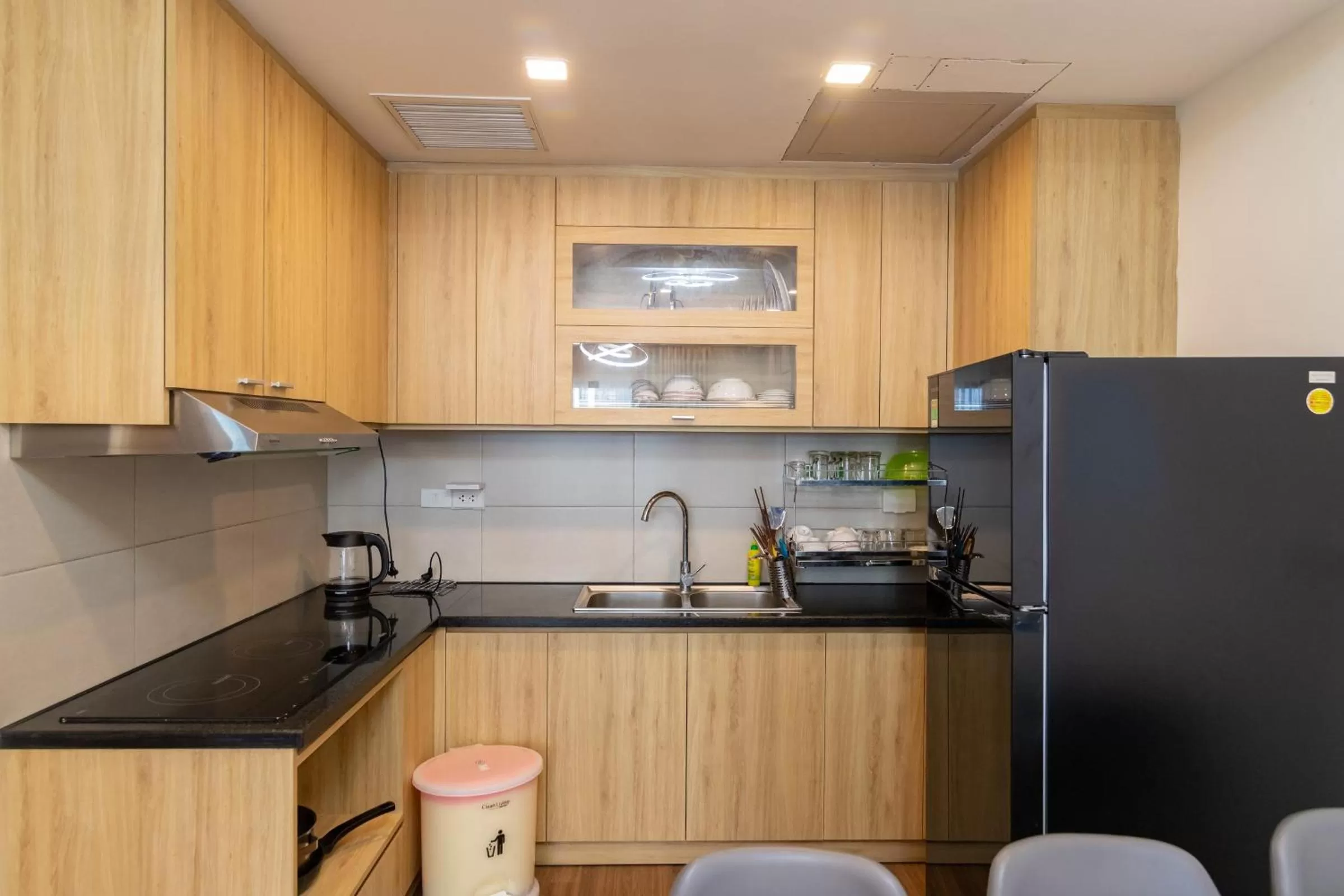Kitchen or kitchenette in FLC Sea Tower Quy Nhơn - Homostay