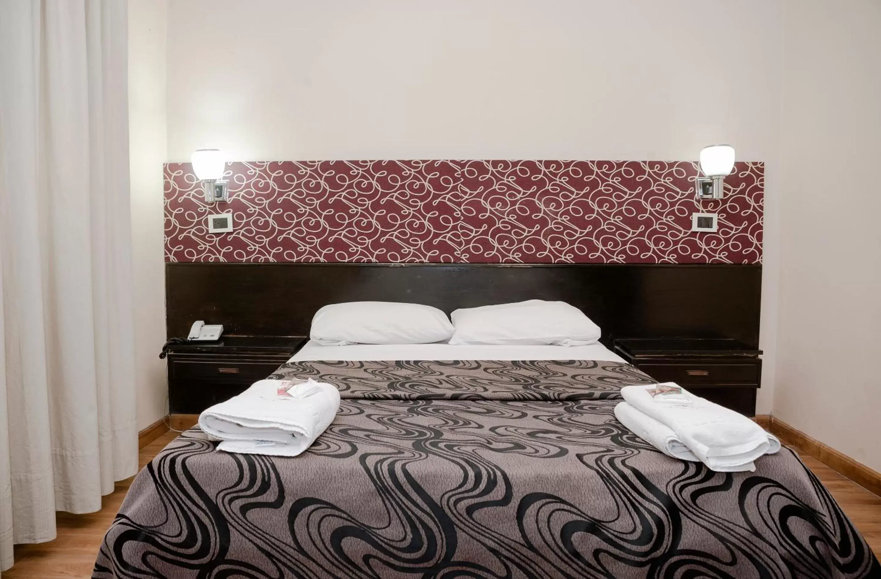 Bedroom, Bed in Tucuman Palace Hotel Bedroom, Bed in Tucuman Palace Hotel