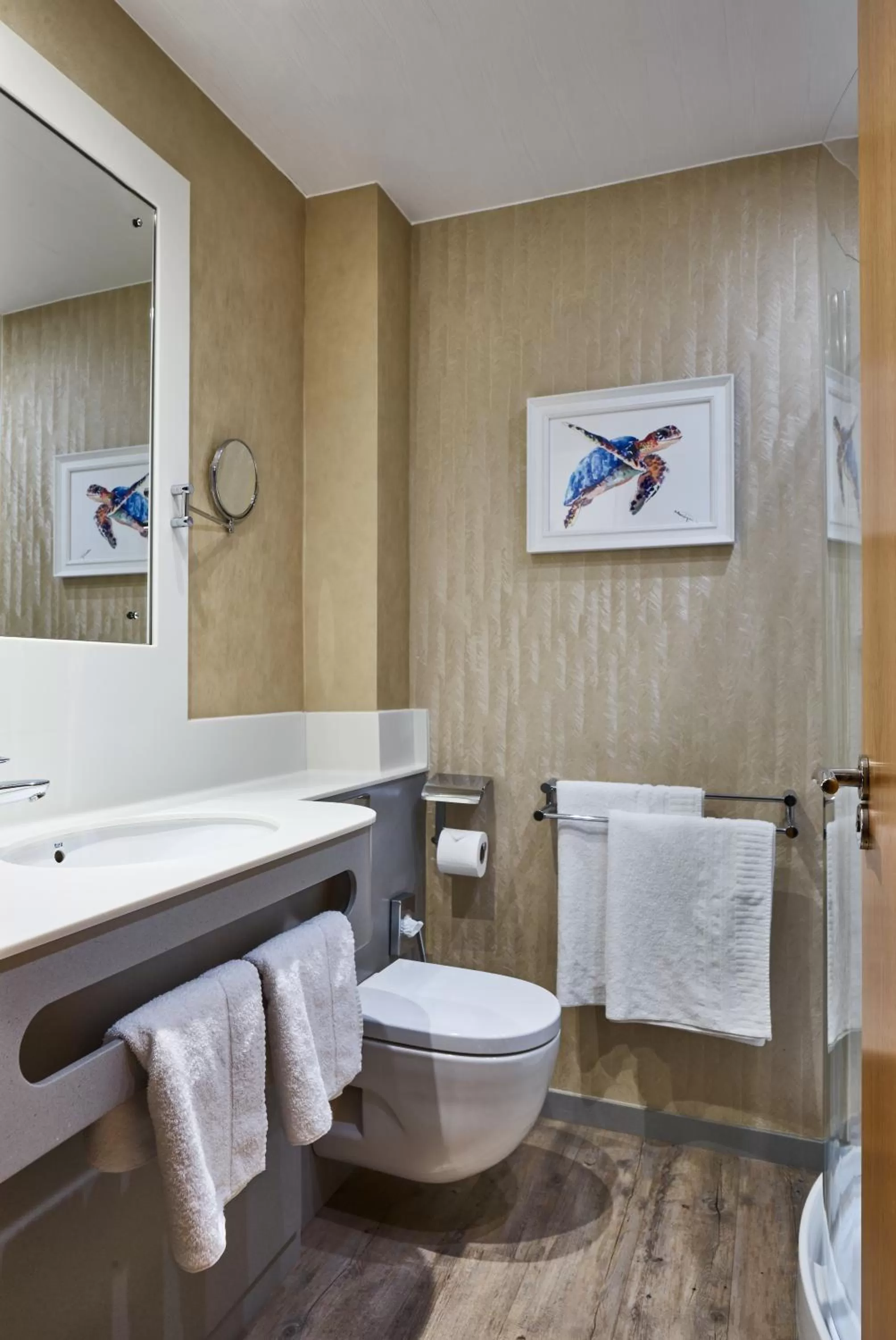 Bathroom in Fairlawns, Hotel And Spa