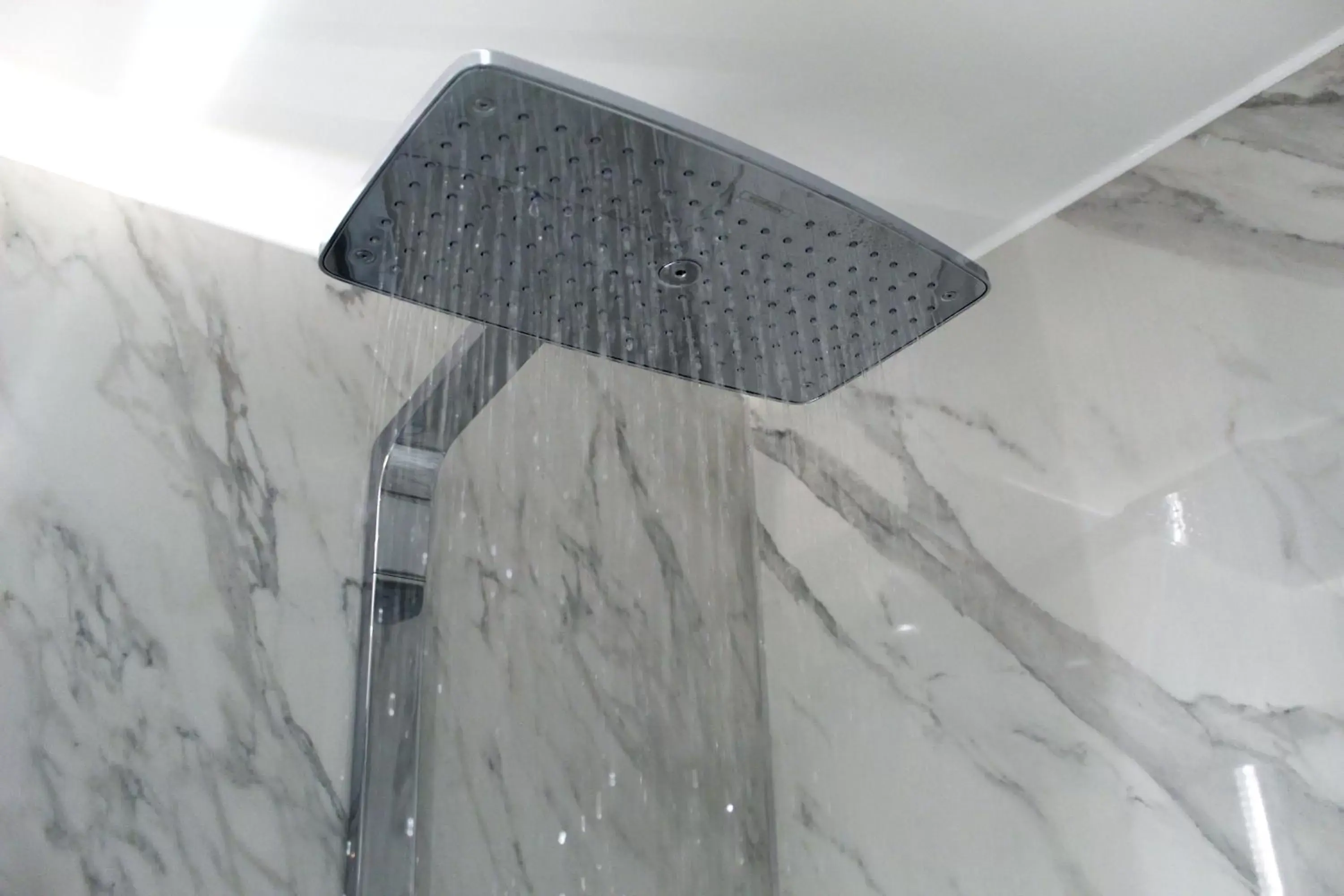 Shower, Bathroom in NOX Waterloo